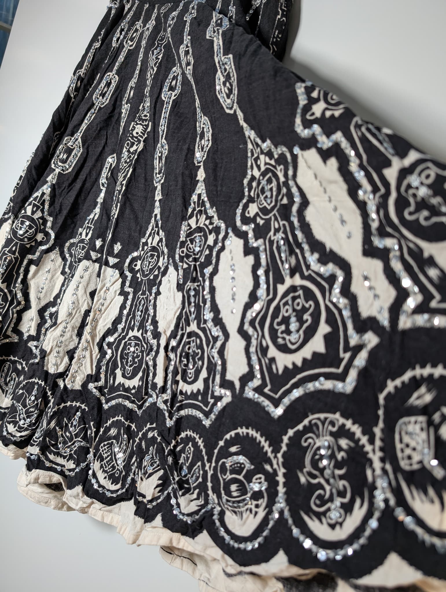 ANITSA Embroidered Sequin Maxi Skirt Black and White Size L — photo 3 of 7