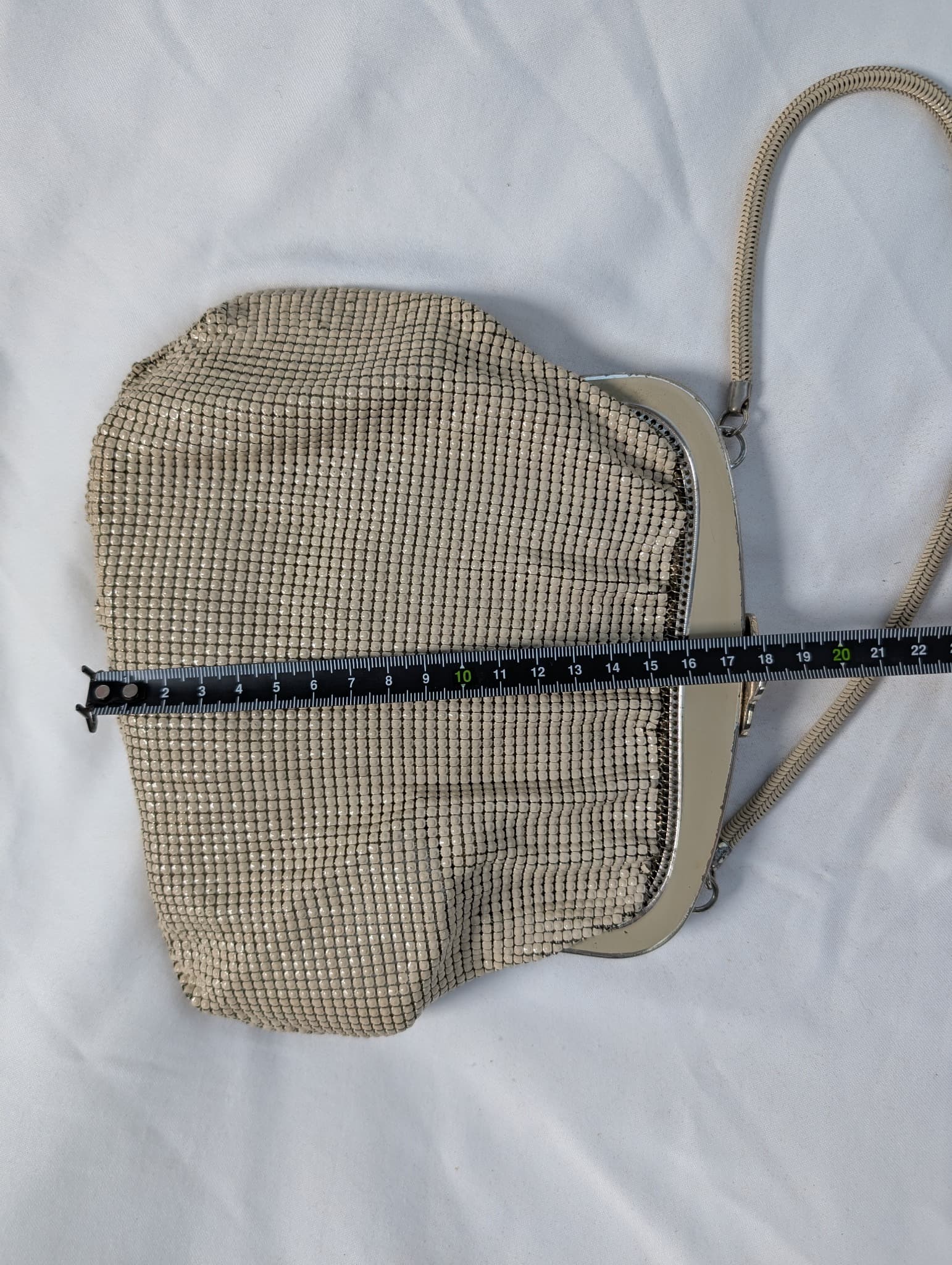 Glomesh Vintage Mesh Clutch Handbag Cream — photo 9 of 9