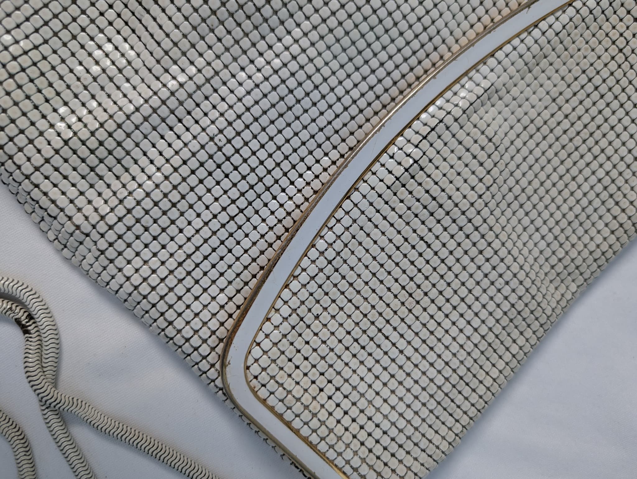 Oroton Vintage Metal Mesh Evening Bag Silver — photo 9 of 17