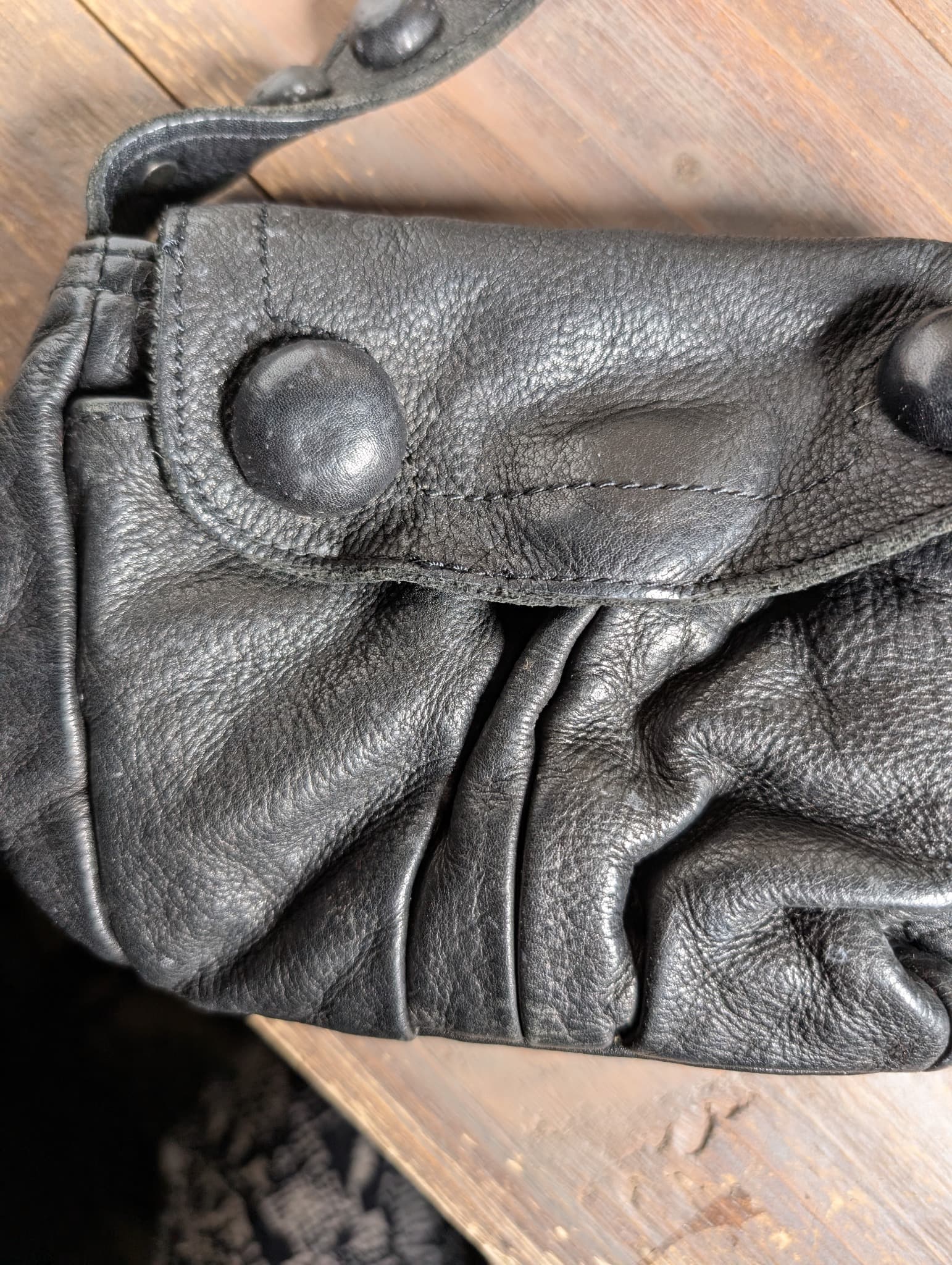 Saba Leather Crossbody Bag Black — photo 2 of 9