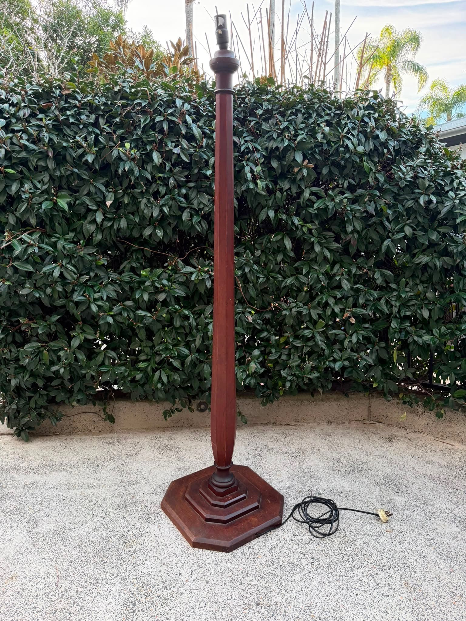 Vintage Floor Lamp Traditional Hexagonal Base Dark Wood — photo 4 of 4