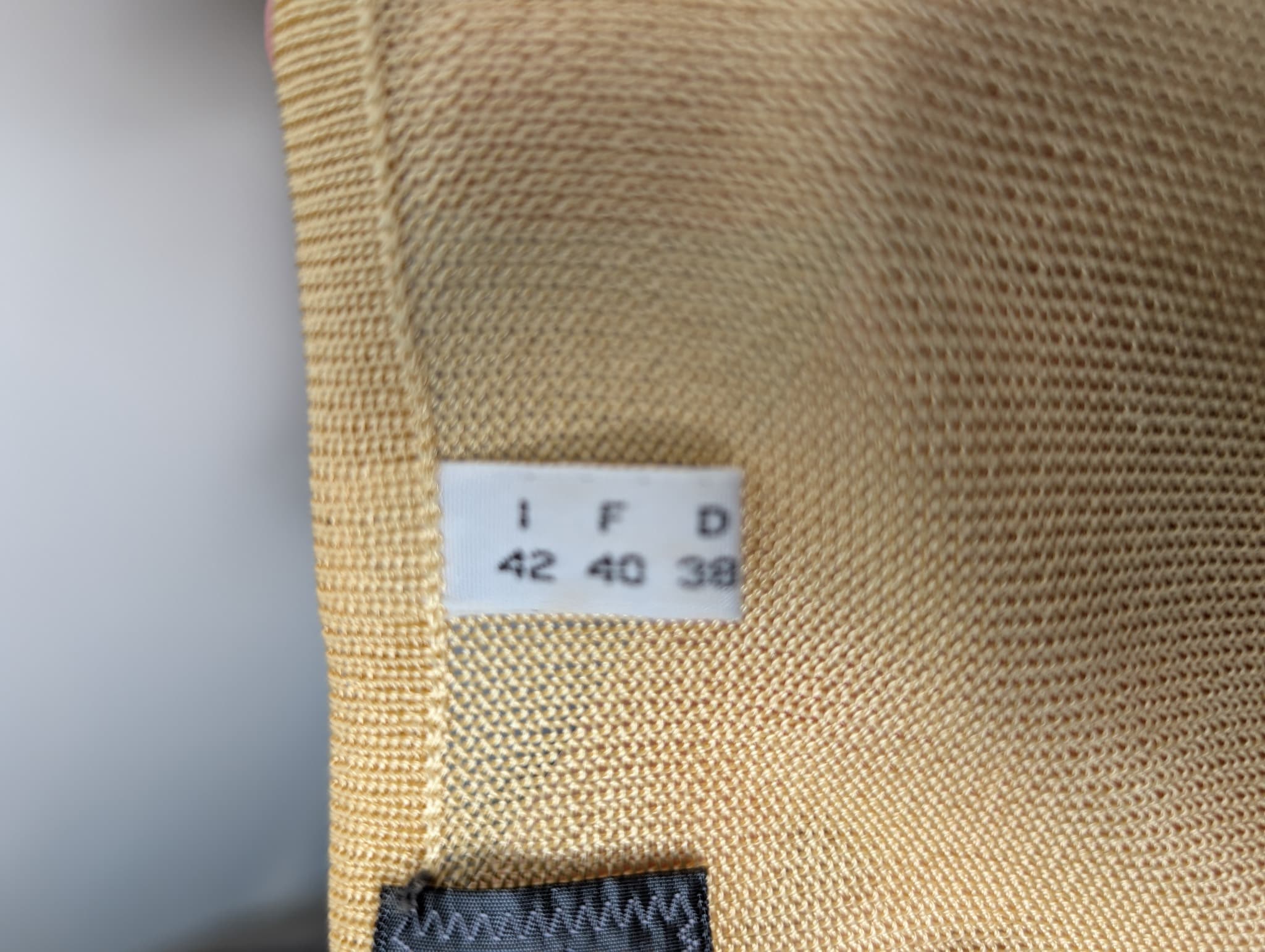 Weekend Long Sleeve Knit Top Women's UK 12 — photo 6 of 9