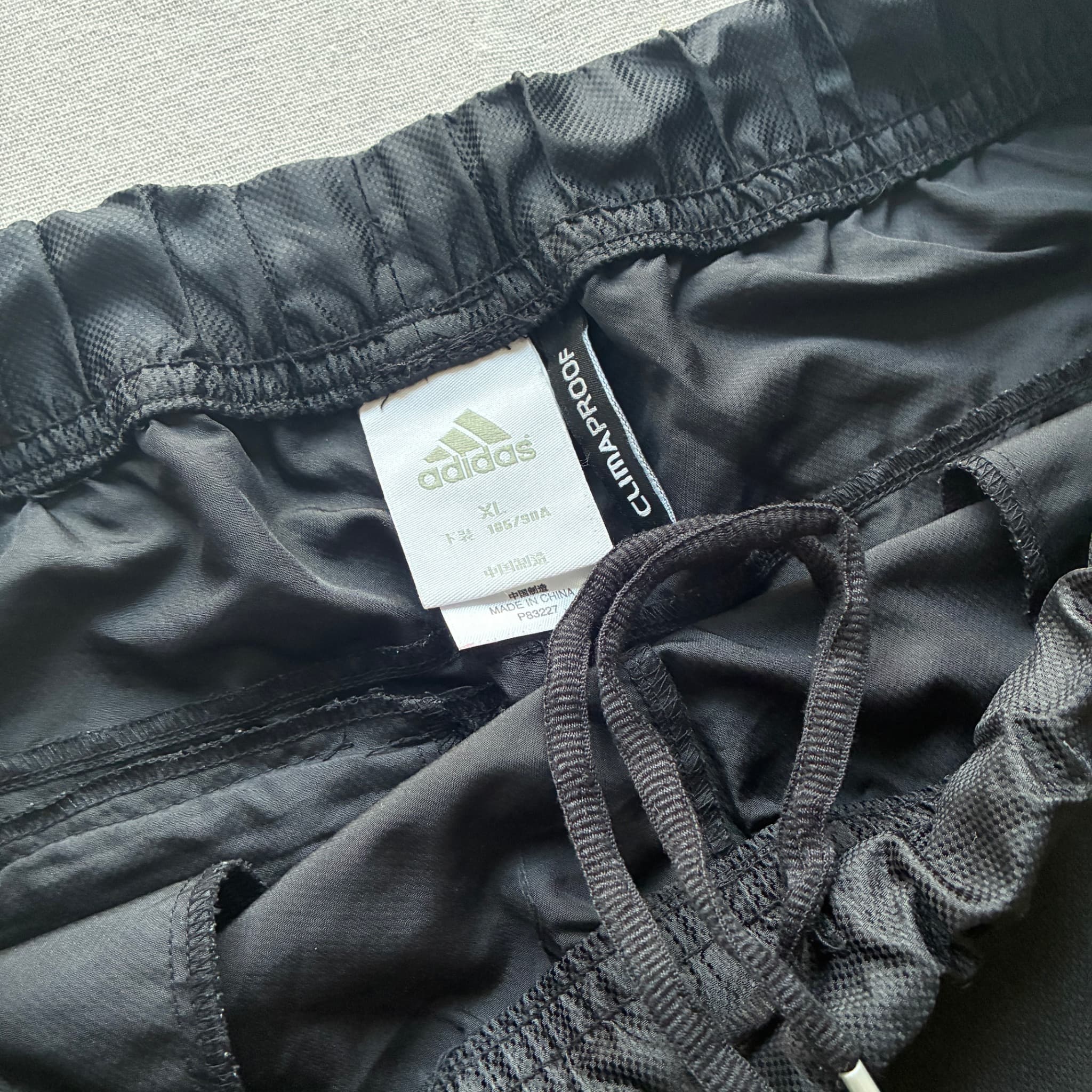 Adidas Vintage Nylon Three-Quarter Length Athletic Shorts Black XL — photo 4 of 7
