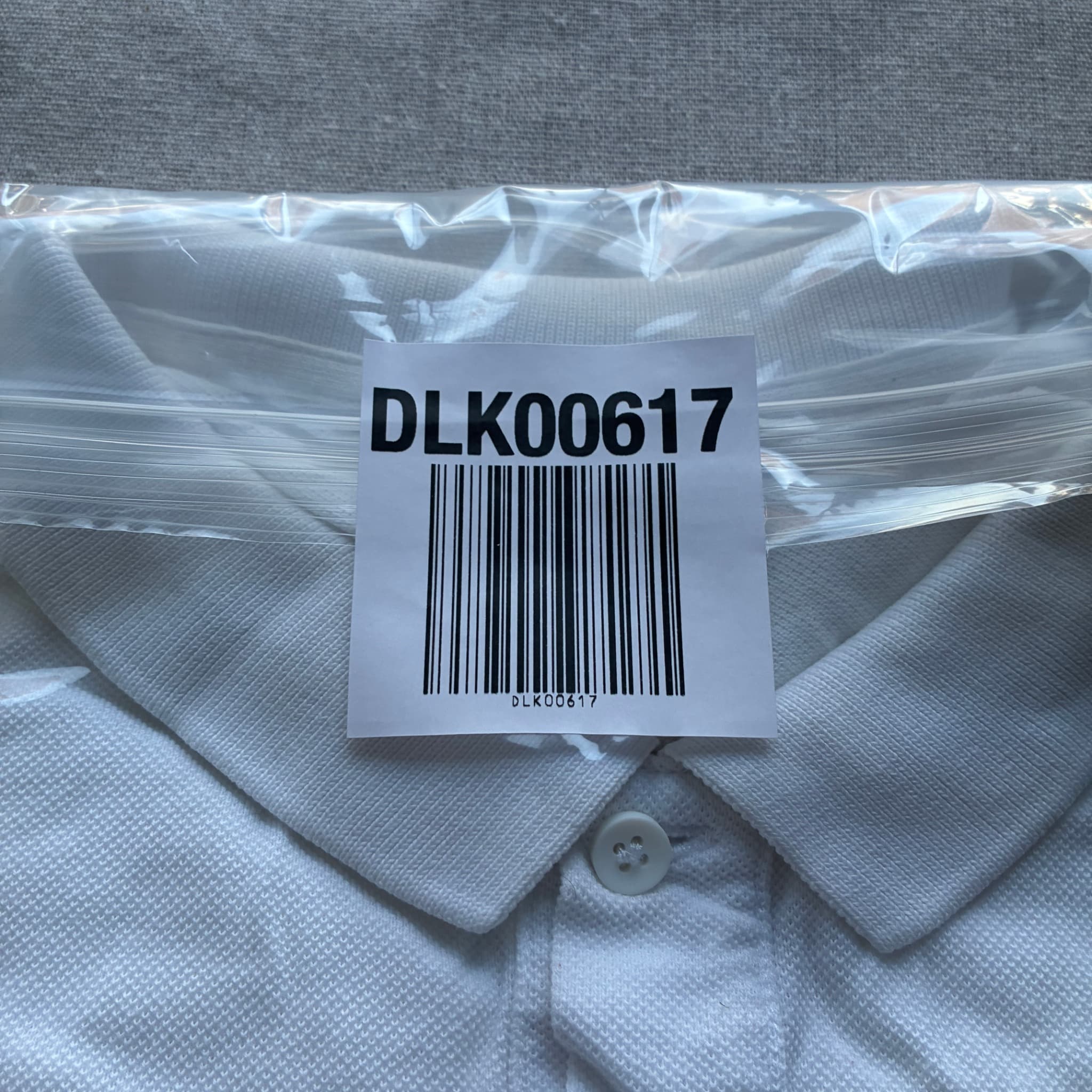 Lacoste Men's Relaxed Fit White Polo Shirt Size 6 — photo 6 of 6