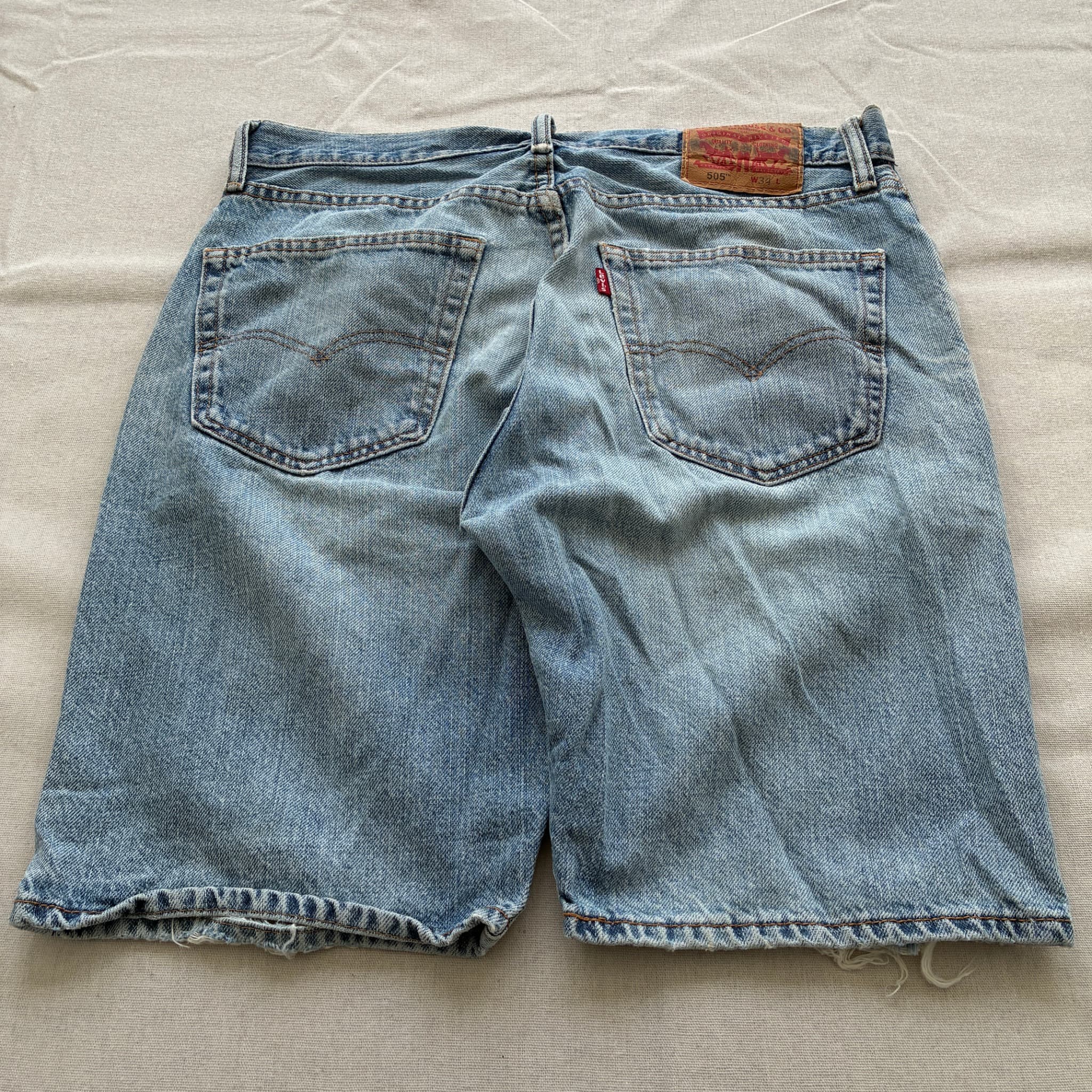 Levi Strauss & Co. Men's Distressed Denim Jean Shorts Blue Baggy Vintage 2000s Release 34 — photo 4 of 6