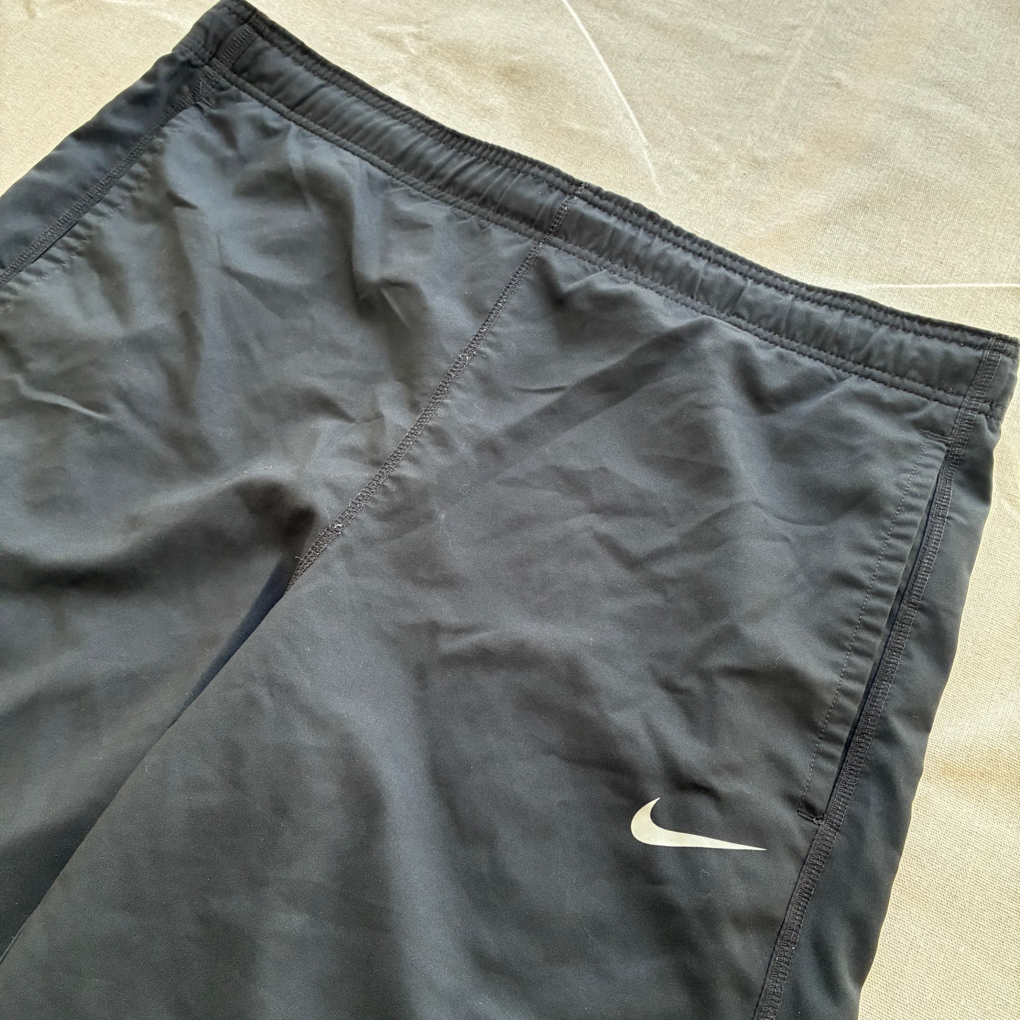 Nike Men's Black Dri-FIT Training Shorts Baggy Vintage 2000s Release — photo 3 of 6
