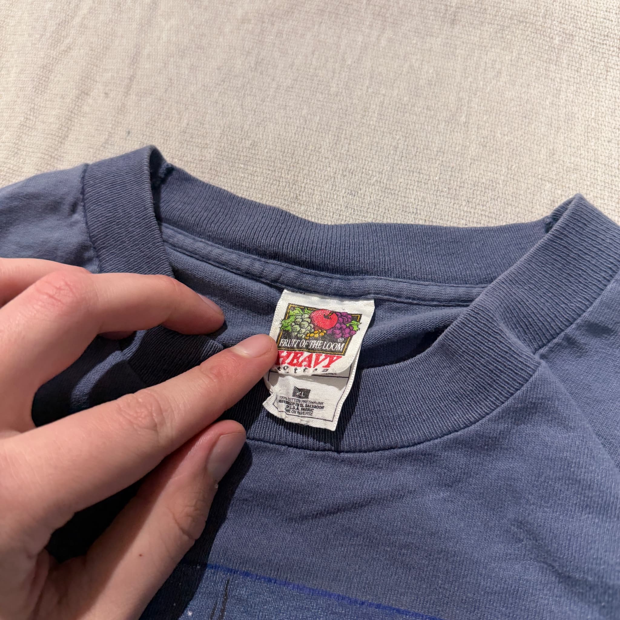 Vintage 90s Fruit Of The Loom Wolf Dreamcatcher Graphic T-Shirt Blue XL — photo 3 of 8
