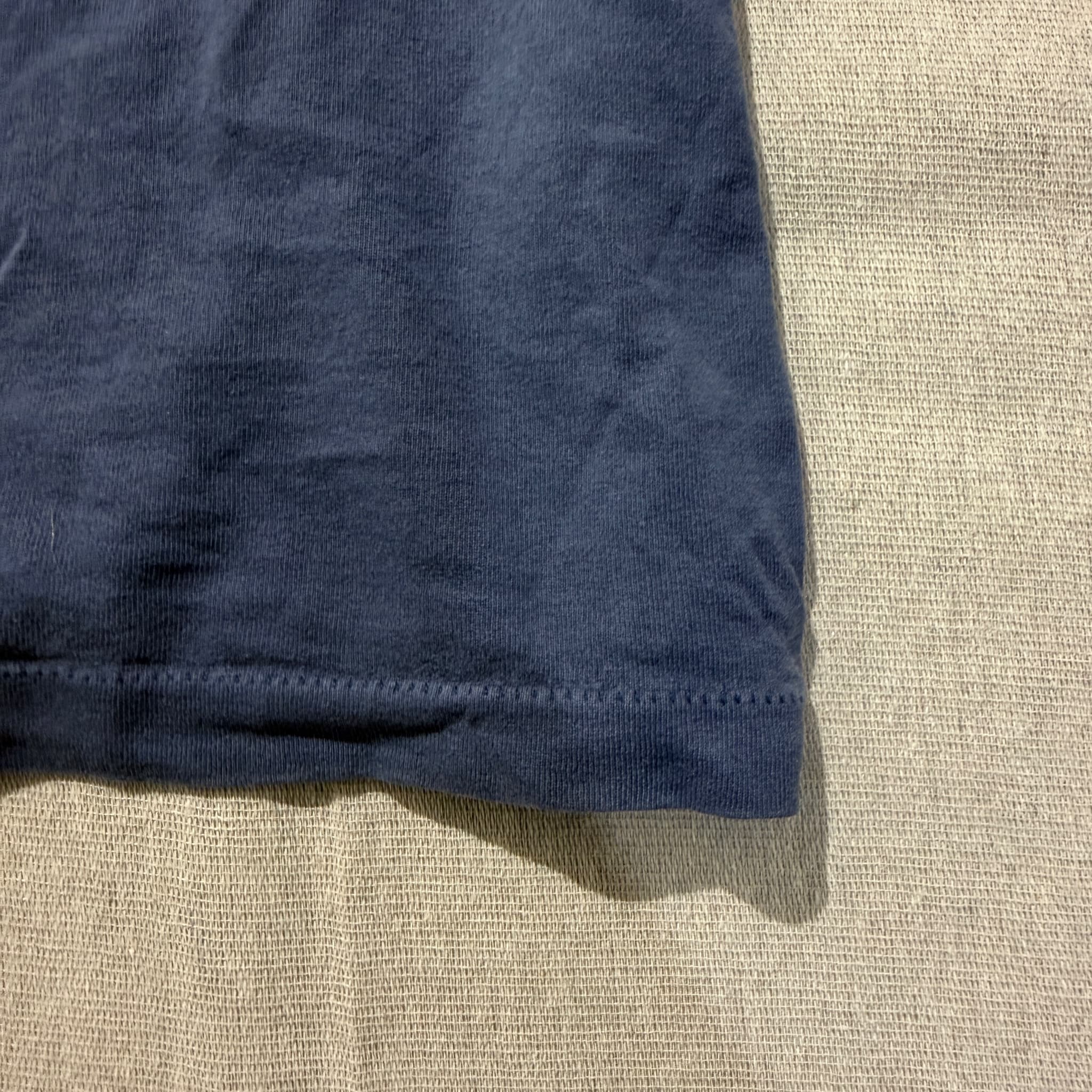 Vintage 90s Fruit Of The Loom Wolf Dreamcatcher Graphic T-Shirt Blue XL — photo 4 of 8