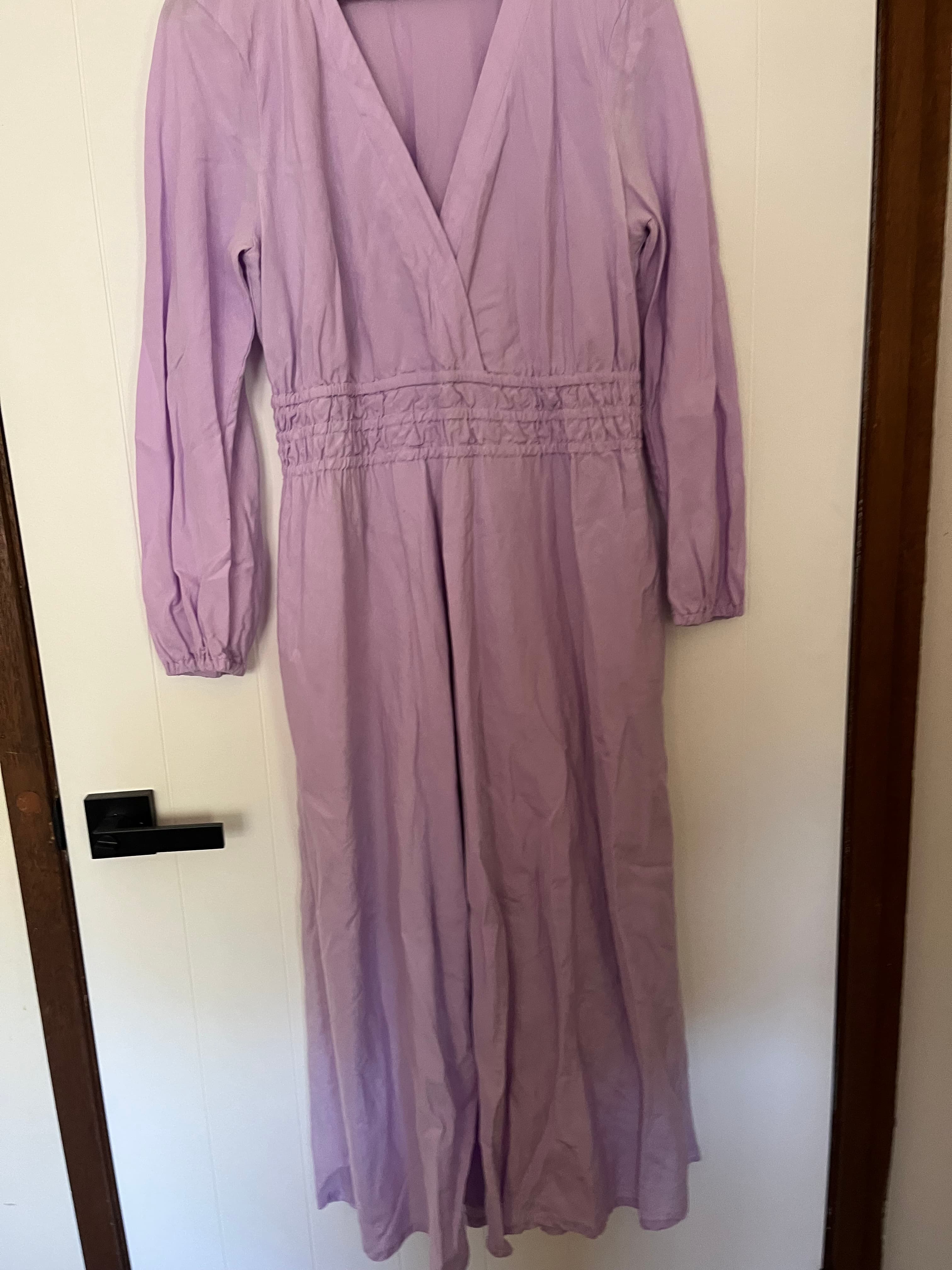 Country Road Lilac V-Neck Long Sleeve Smocked Waist Midi Dress Size 12 — photo 3 of 6