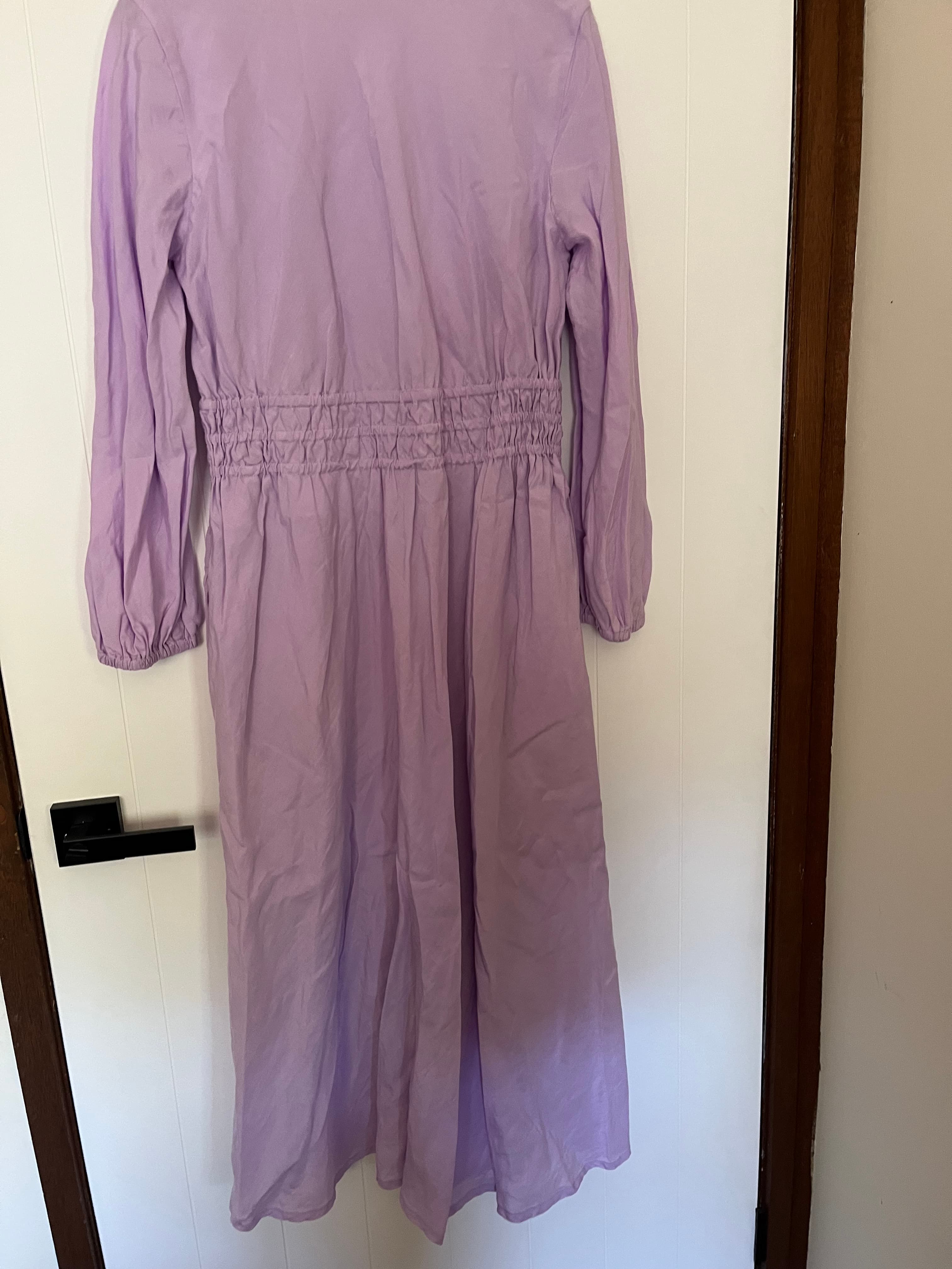 Country Road Lilac V-Neck Long Sleeve Smocked Waist Midi Dress Size 12 — photo 4 of 6