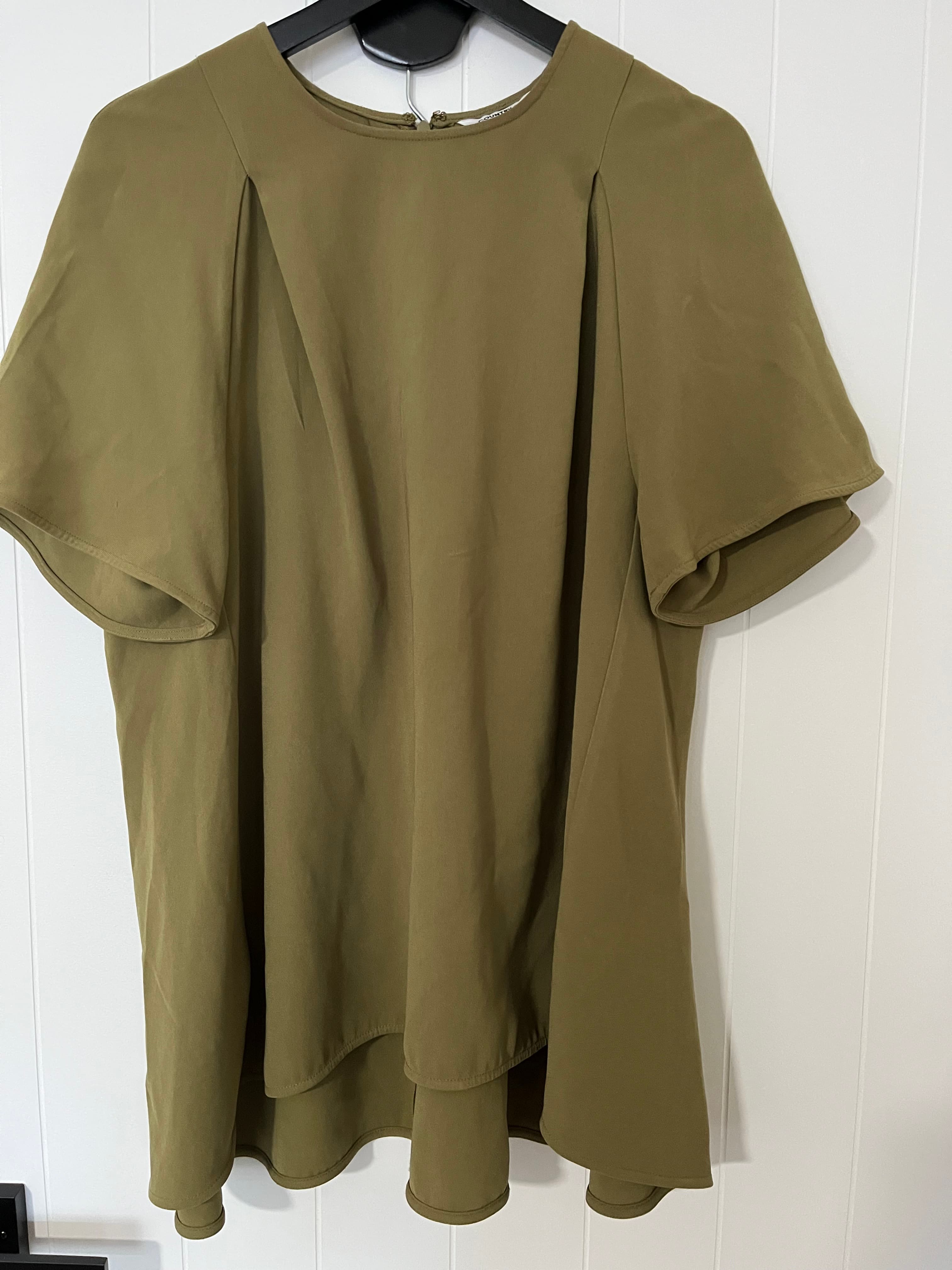 Country Road Olive Green Pleated Back Blouse Size M