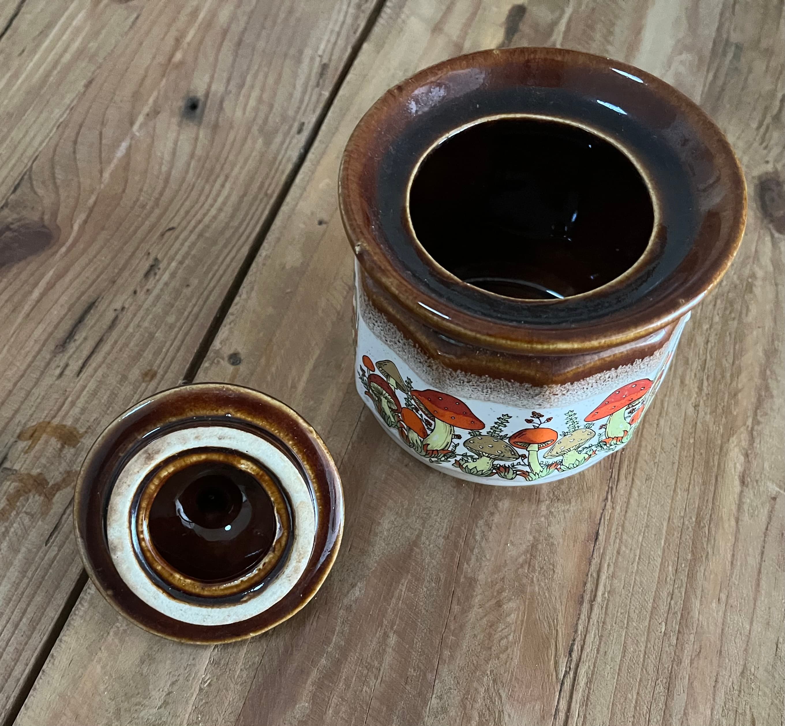 Mid-Century Modern Mushroom Pattern Ceramic Lidded Jar Retro Kitchen Decor — photo 5 of 7