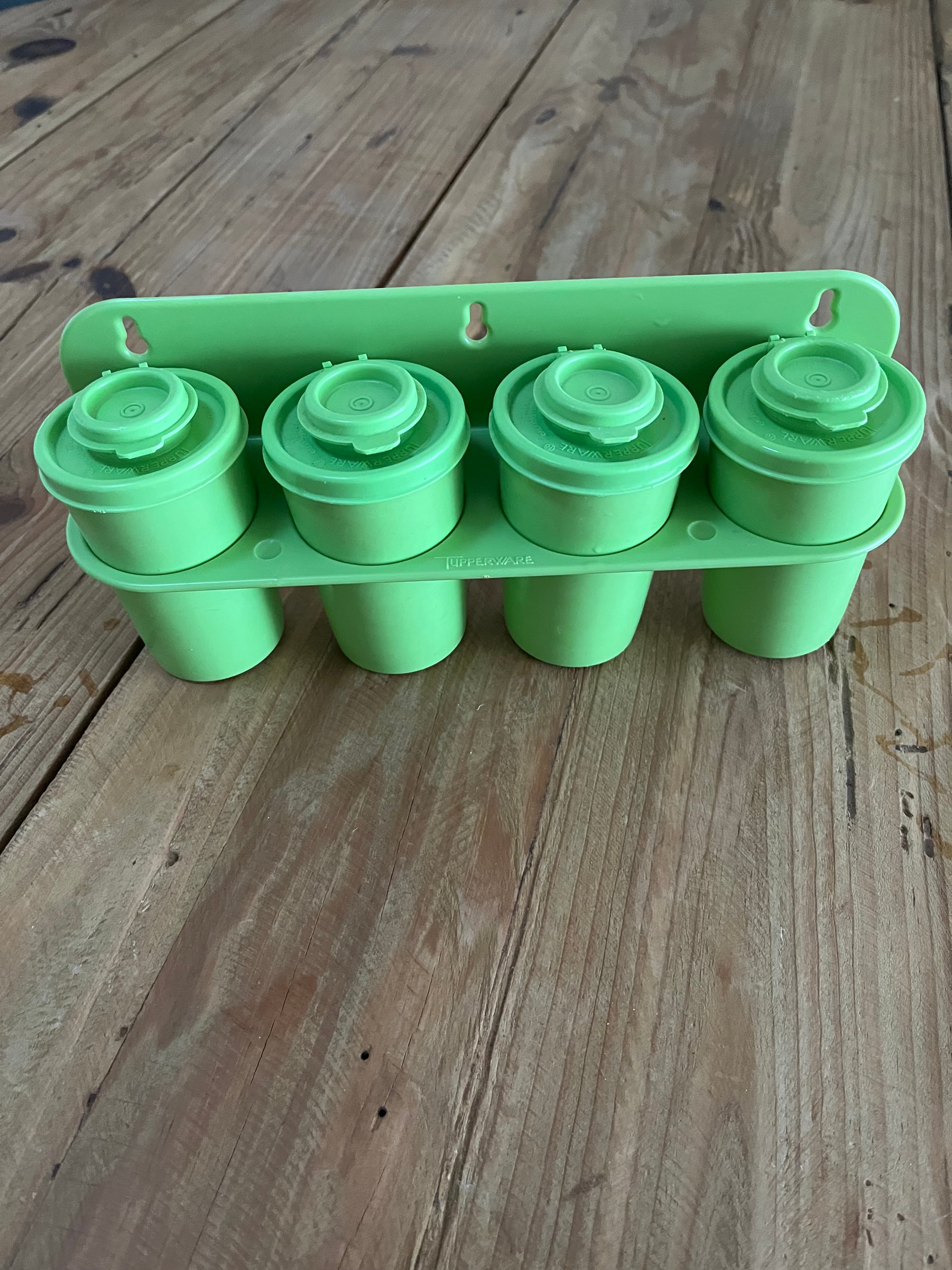 Vintage Tupperware Wall-Mount Spice Rack With 4 Mini Canisters Green