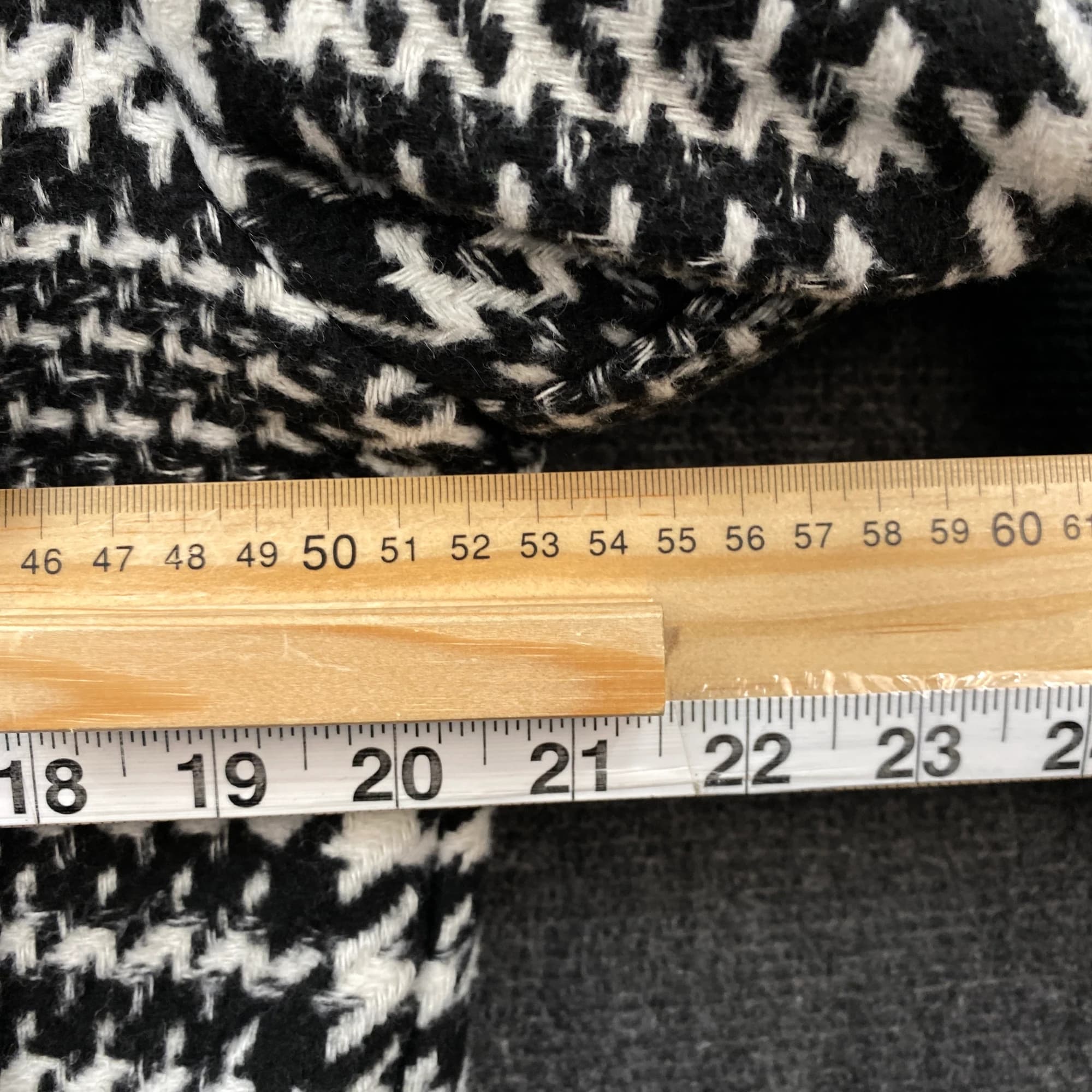 Forever New Petite Houndstooth Wool Blend Shacket Black White AUS 10 — photo 10 of 13