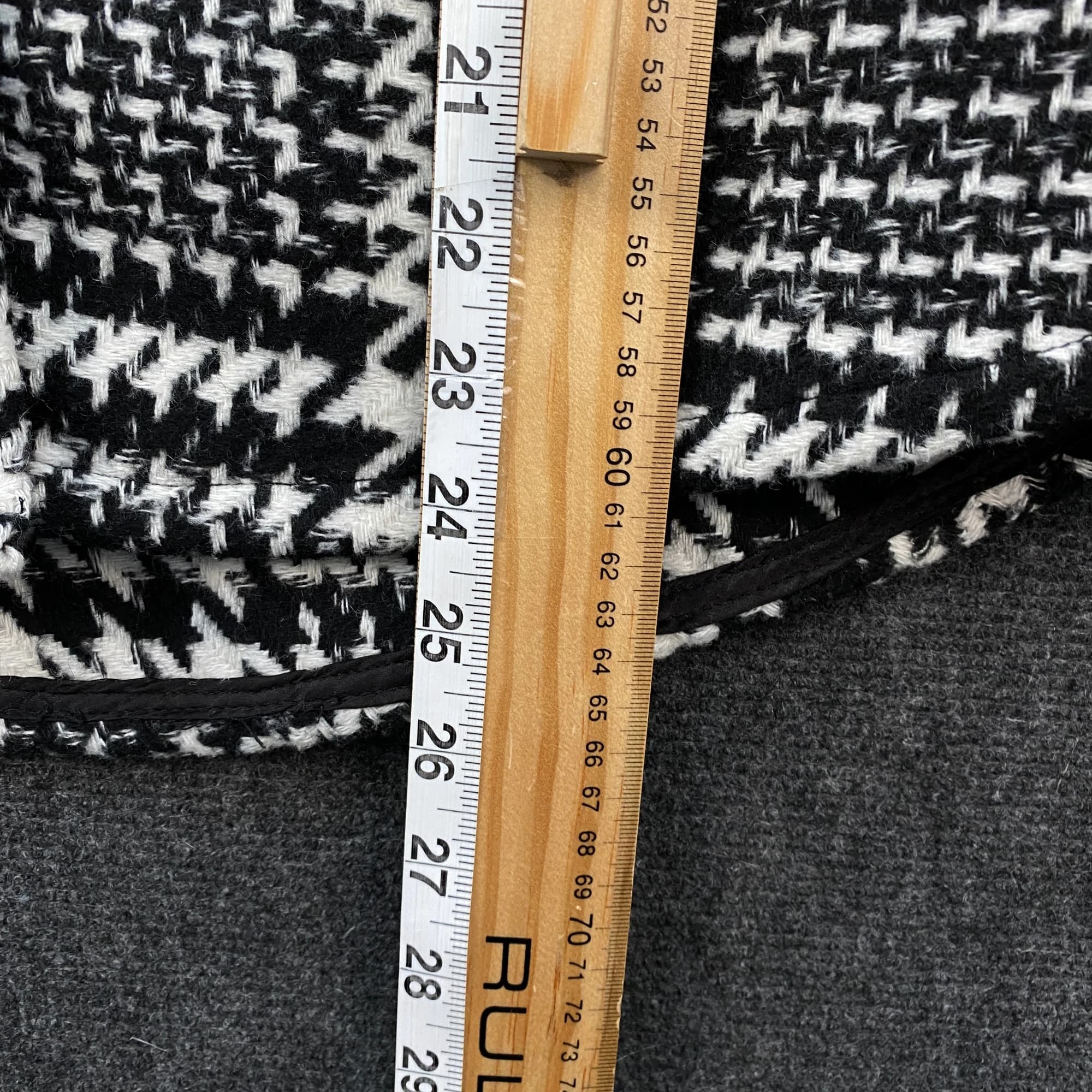 Forever New Petite Houndstooth Wool Blend Shacket Black White AUS 10 — photo 11 of 13