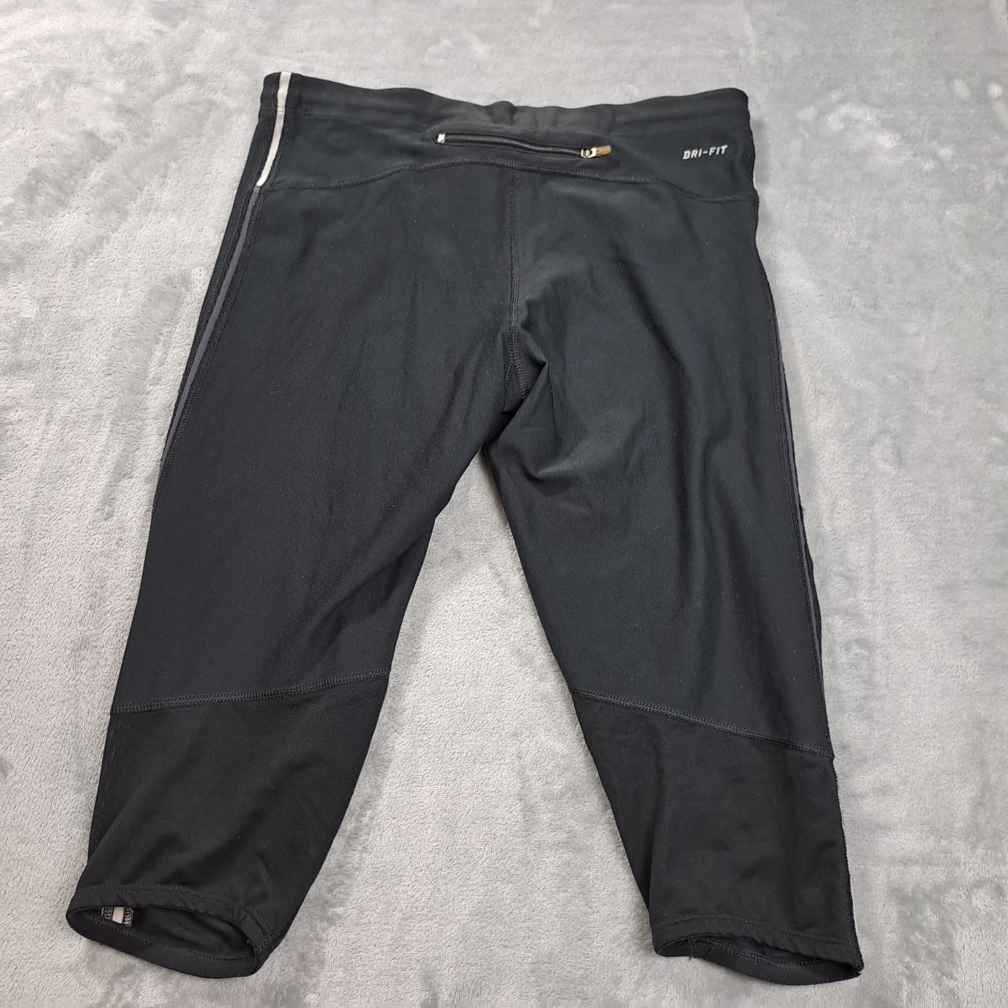 Nike Dri-FIT Women's Running Capri Leggings Black Medium — photo 6 of 6