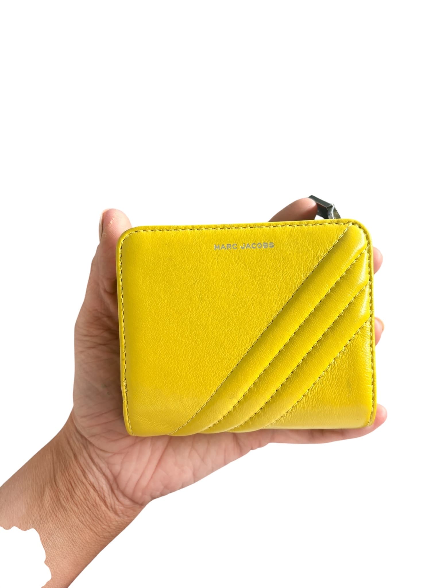 Marc Jacobs The Glam Shot Mini Compact Wallet Yellow Quilted Leather — photo 3 of 6