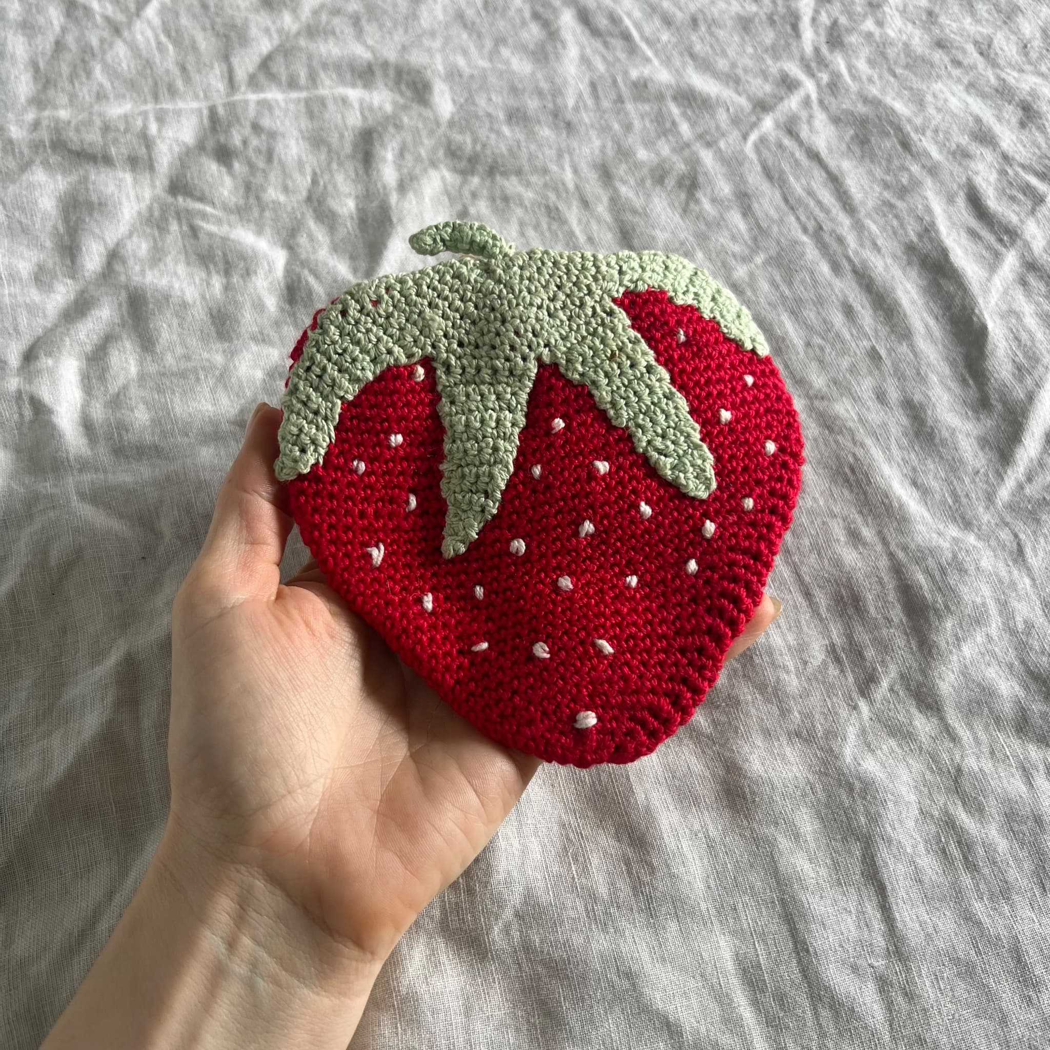 Handmade Crochet Strawberry Coaster - Red And Green Fruit Design — photo 3 of 7