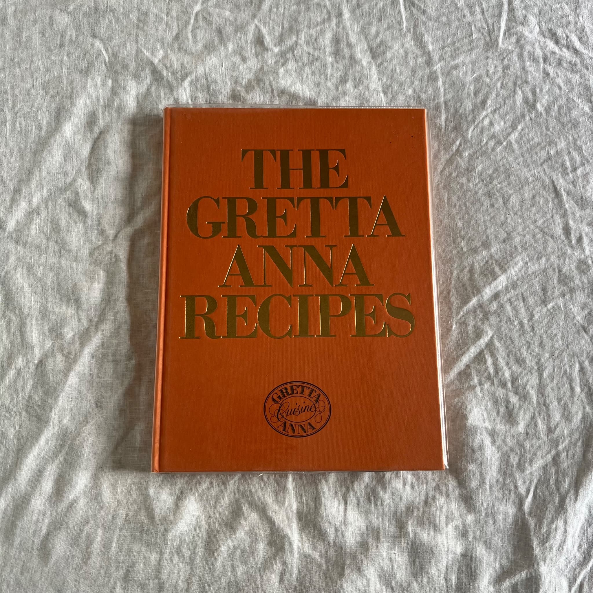 The Angus & Robertson Recipes Cookbook - Vintage Australian Cuisine Hardcover