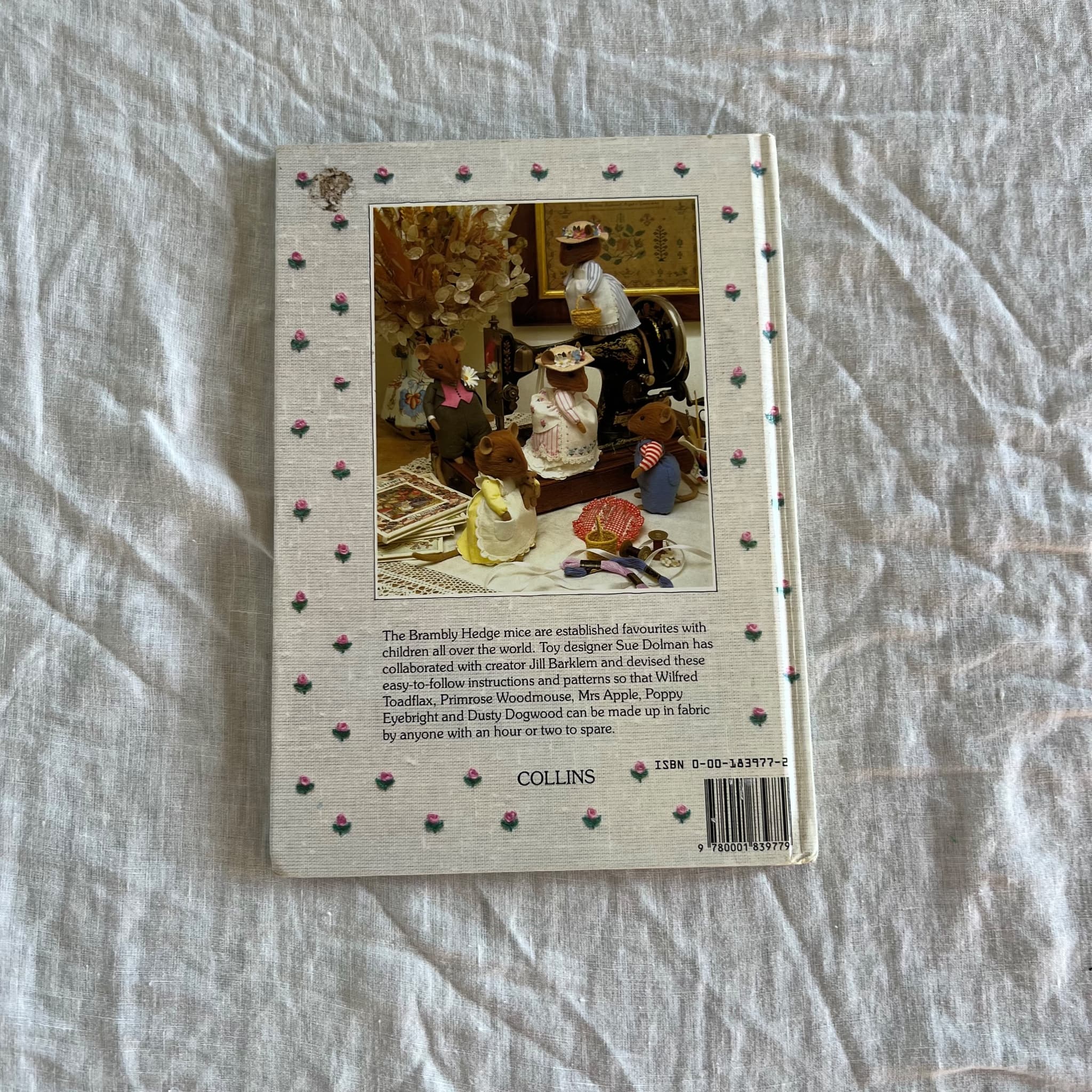The Brambly Hedge Pattern Book by Sue Dolman - Vintage Crafting Guide — photo 3 of 10