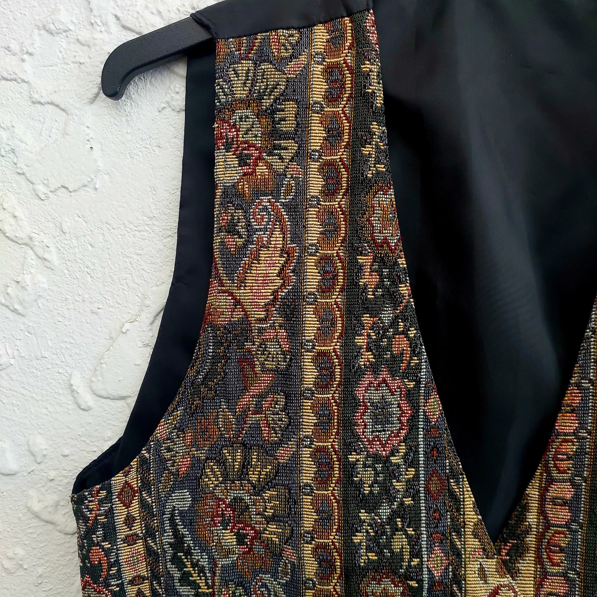 BLACK PEPPER Tapestry Waistcoat Vest, Floral Pattern, Size 10 — photo 6 of 9