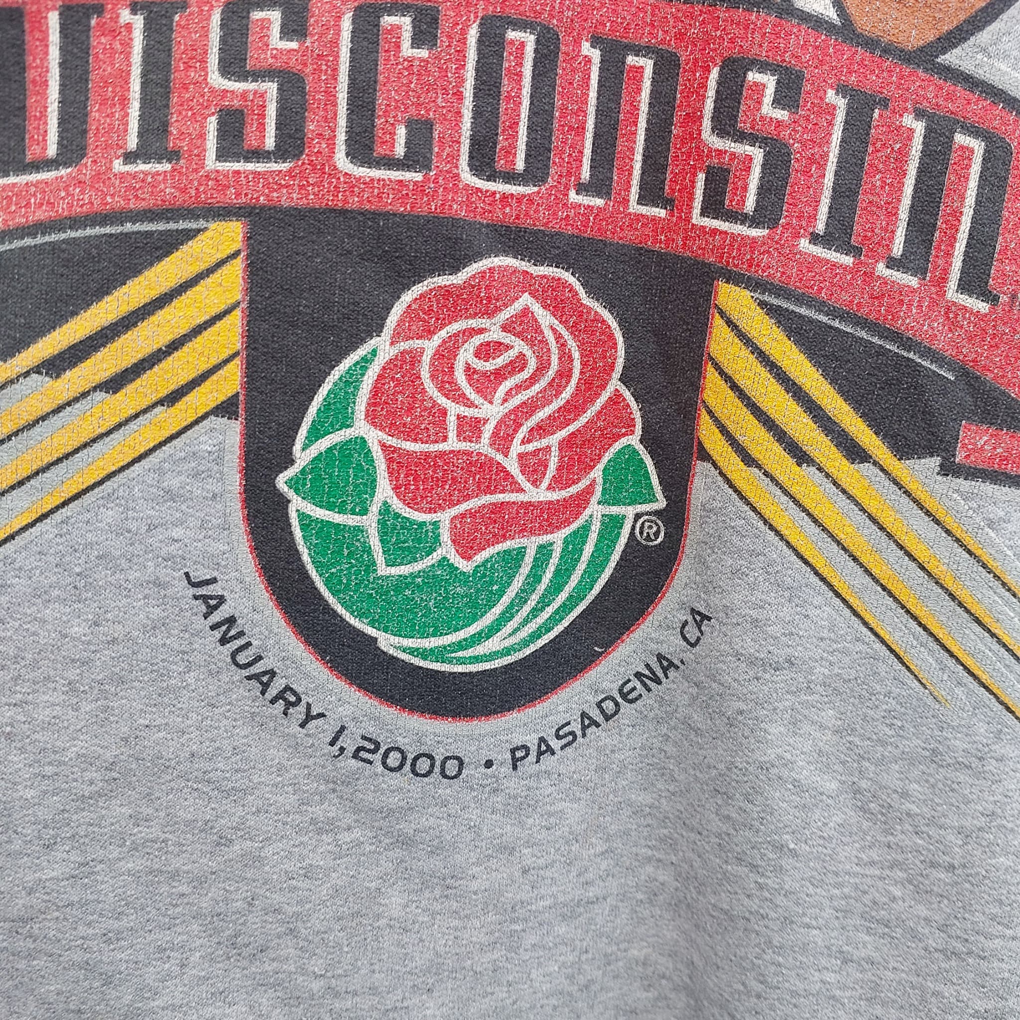Champion Sweatshirt, 2000 Wisconsin Badgers Rose Bowl, size L — photo 5 of 10