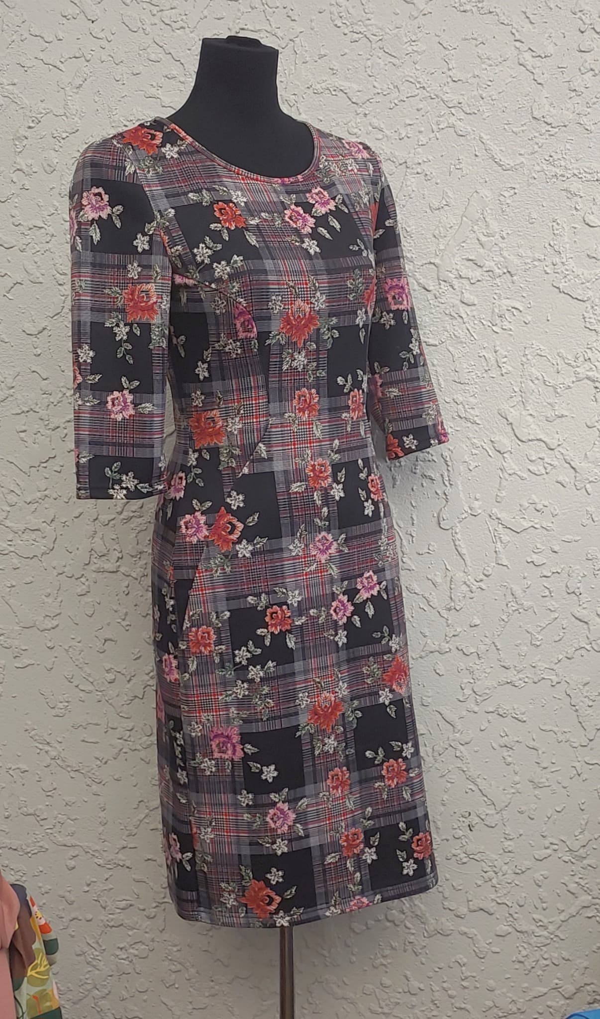 Contempo Sheath Dress, Floral and Plaid Print, Size 8
