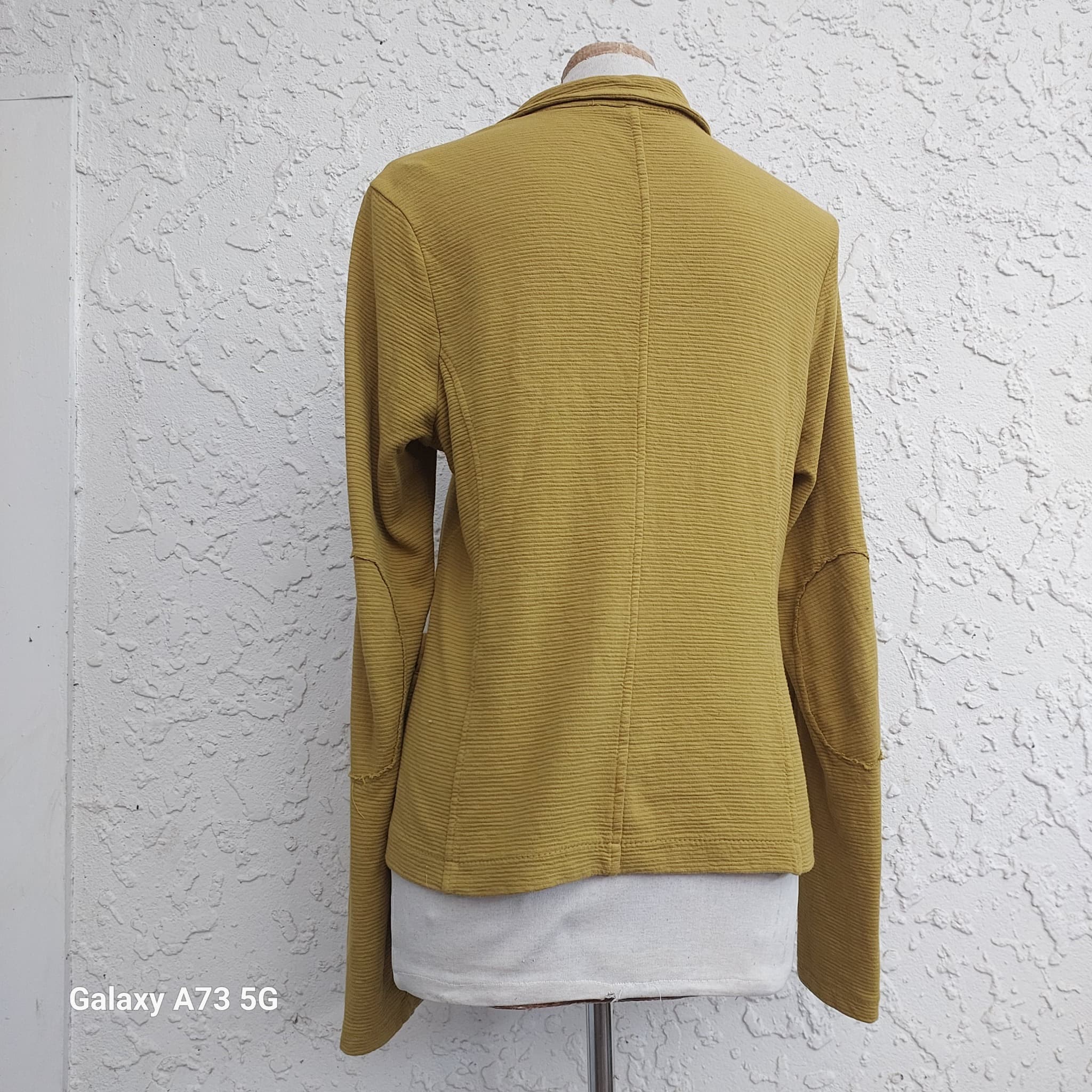 DR. BLOOM Textured Knit Blazer, Mustard Yellow, Size L/XL — photo 4 of 9