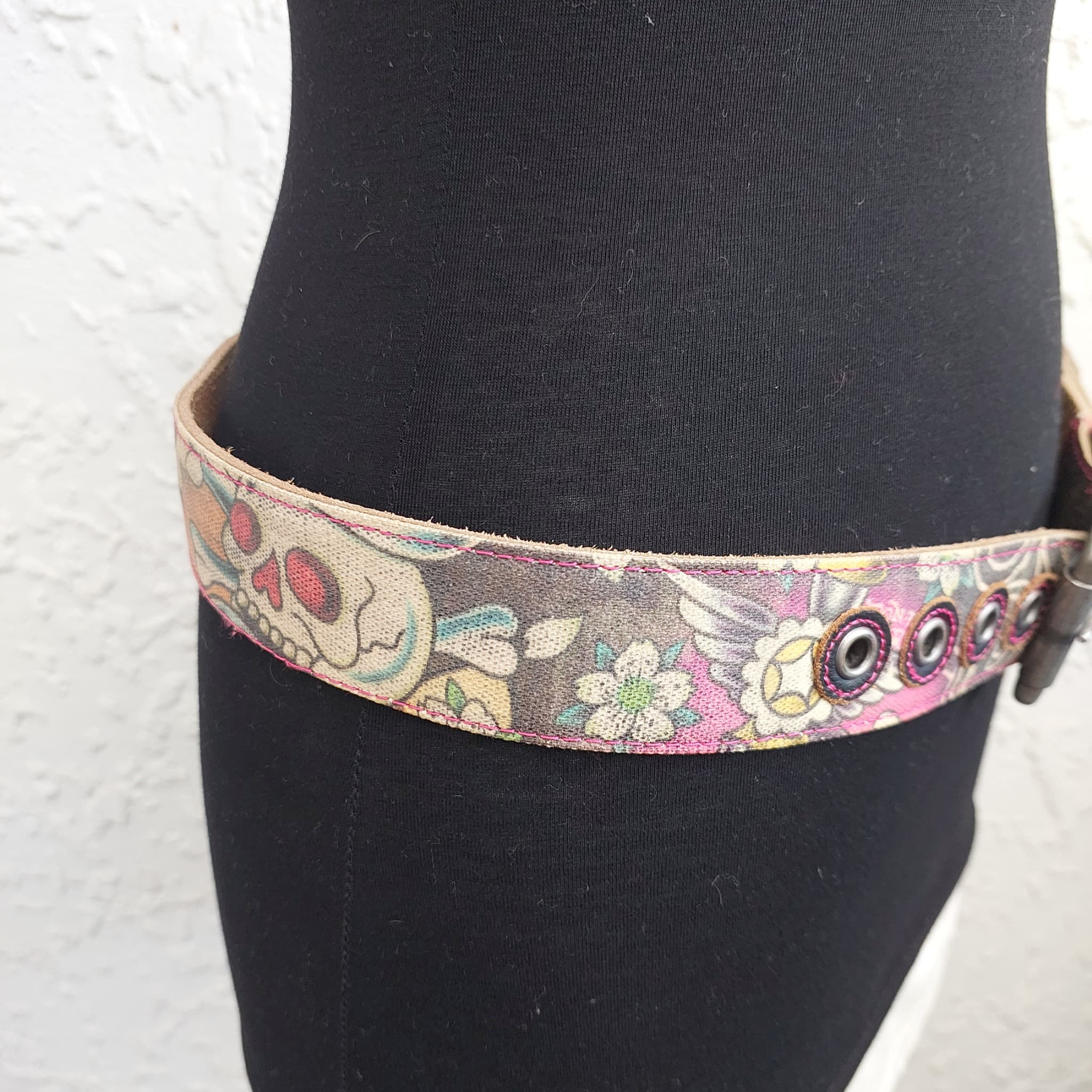 Ed Hardy Belt, Floral Skull Print, Size M — photo 6 of 9
