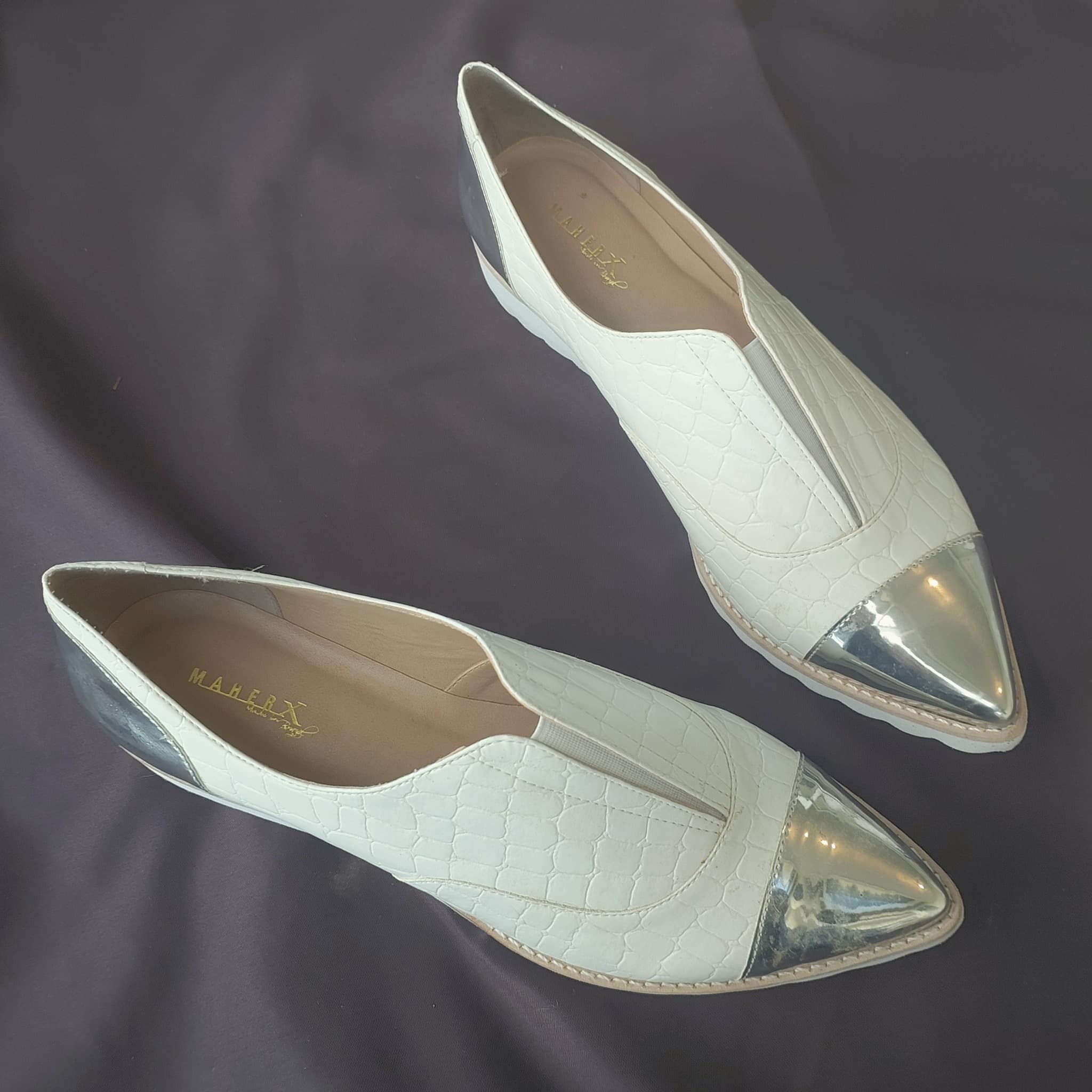 MAHER NZ white croc silver cap toe, pointed slipon platform loafers / Sz 41, BRAND NEW