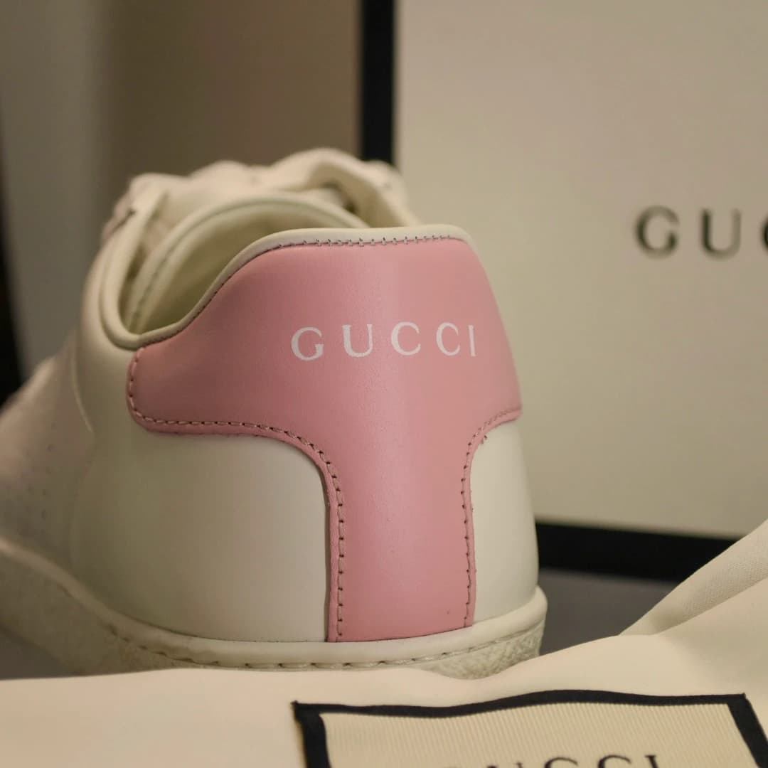 Gucci New Ace Sneakers With Pink Heel Tab — photo 2 of 5