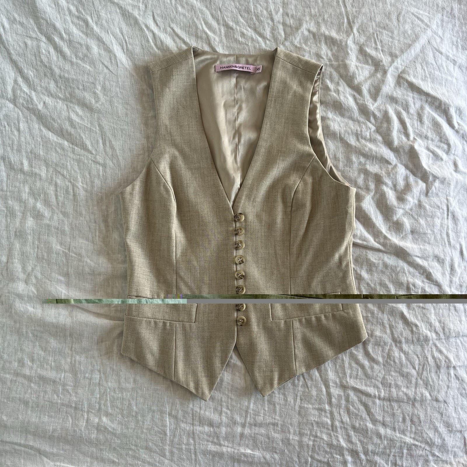 Hansen & Gretel Cory Vest Hamilton Pant Two Piece Set Sandstone Beige XS 6 — photo 7 of 16