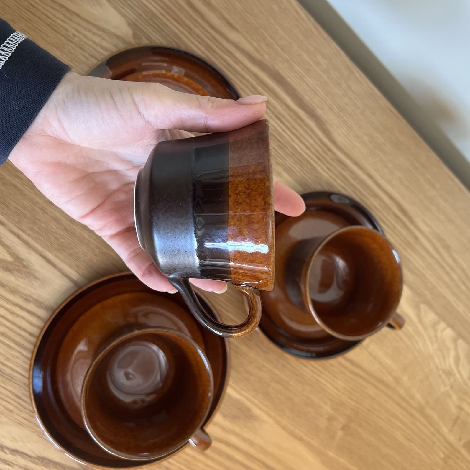 Mid Century Retro Vintage Crown Lynn Amber Glow Coffee Cups Saucers Set of 3 — photo 4 of 7