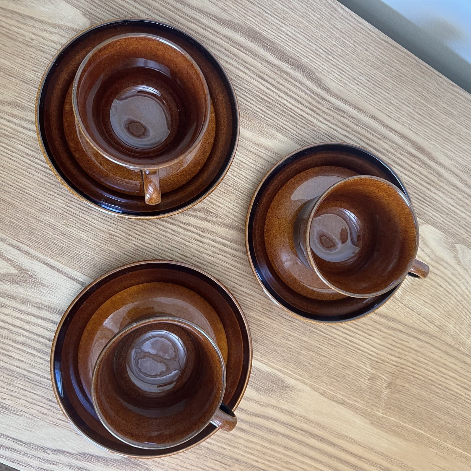 Mid Century Retro Vintage Crown Lynn Amber Glow Coffee Cups Saucers Set of 3 — photo 7 of 7