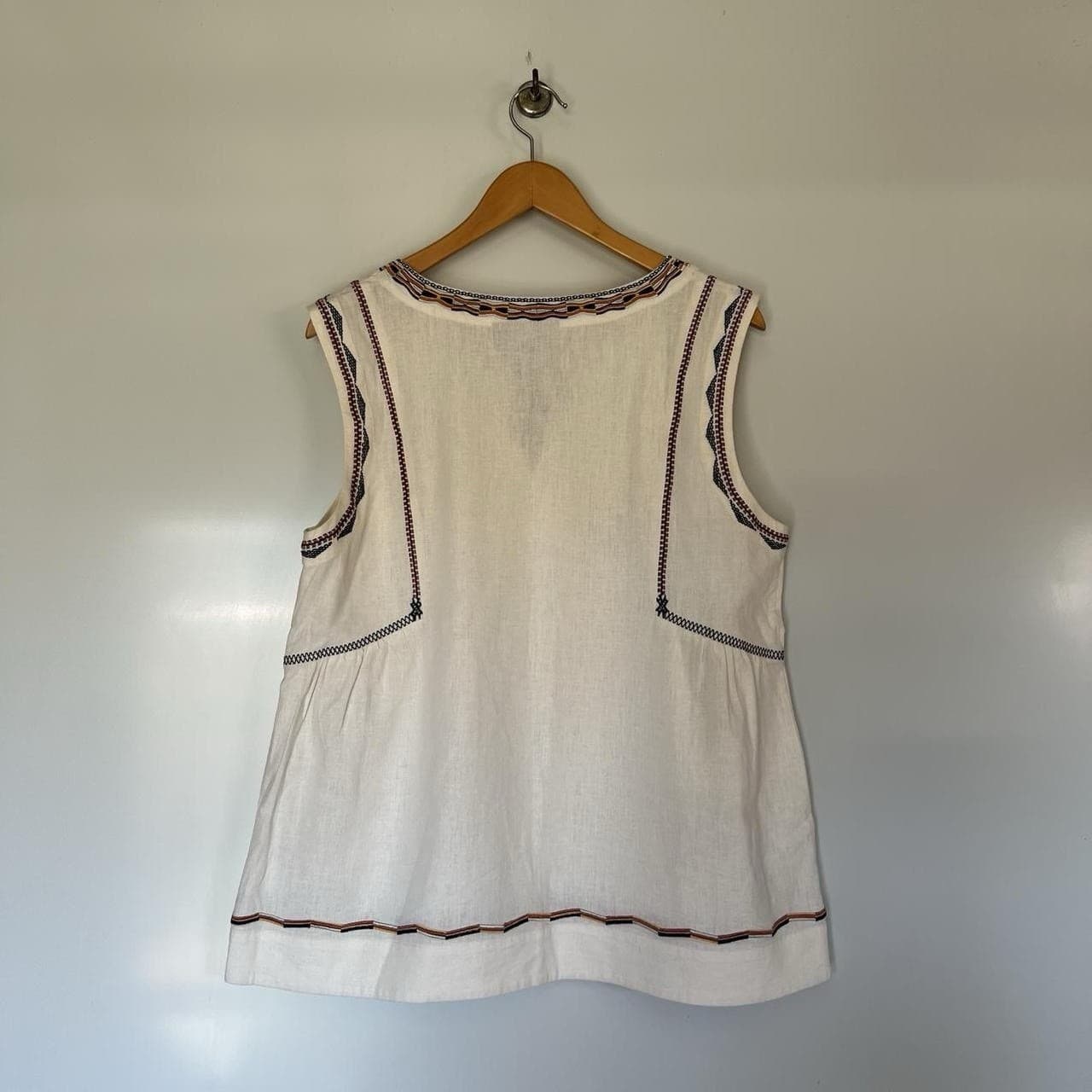 Sussan Cream Embroidered Boho Top Size 12 Prairie Folk Tassel Tie Blouse — photo 4 of 8