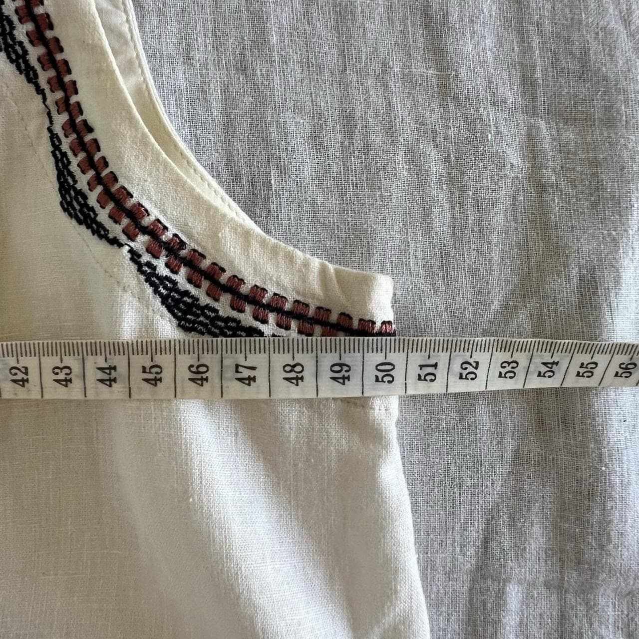 Sussan Cream Embroidered Boho Top Size 12 Prairie Folk Tassel Tie Blouse — photo 6 of 8