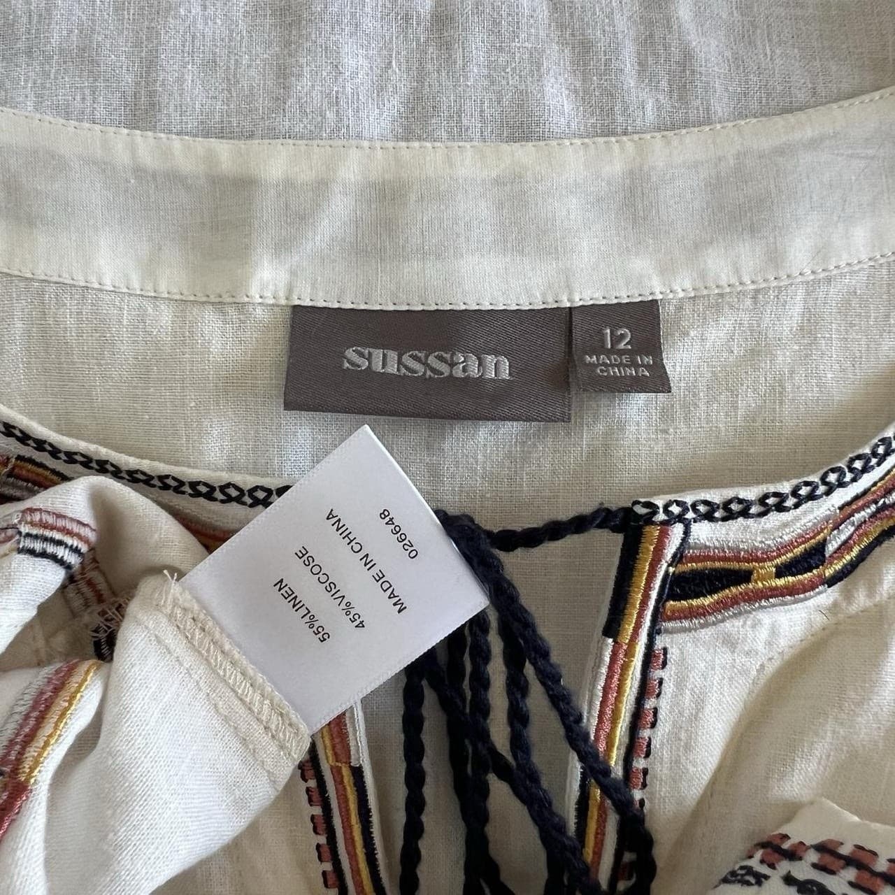 Sussan Cream Embroidered Boho Top Size 12 Prairie Folk Tassel Tie Blouse — photo 8 of 8