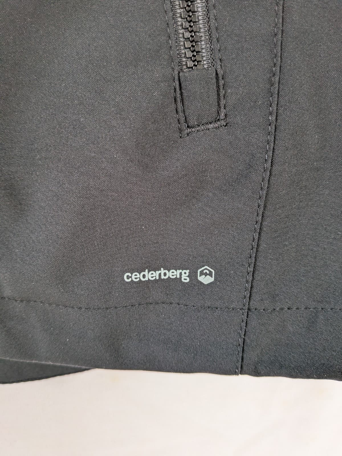 Cederberg Jacket Vest 2 in 1 Softshell Black Size 8 AUS 4 US — photo 5 of 14