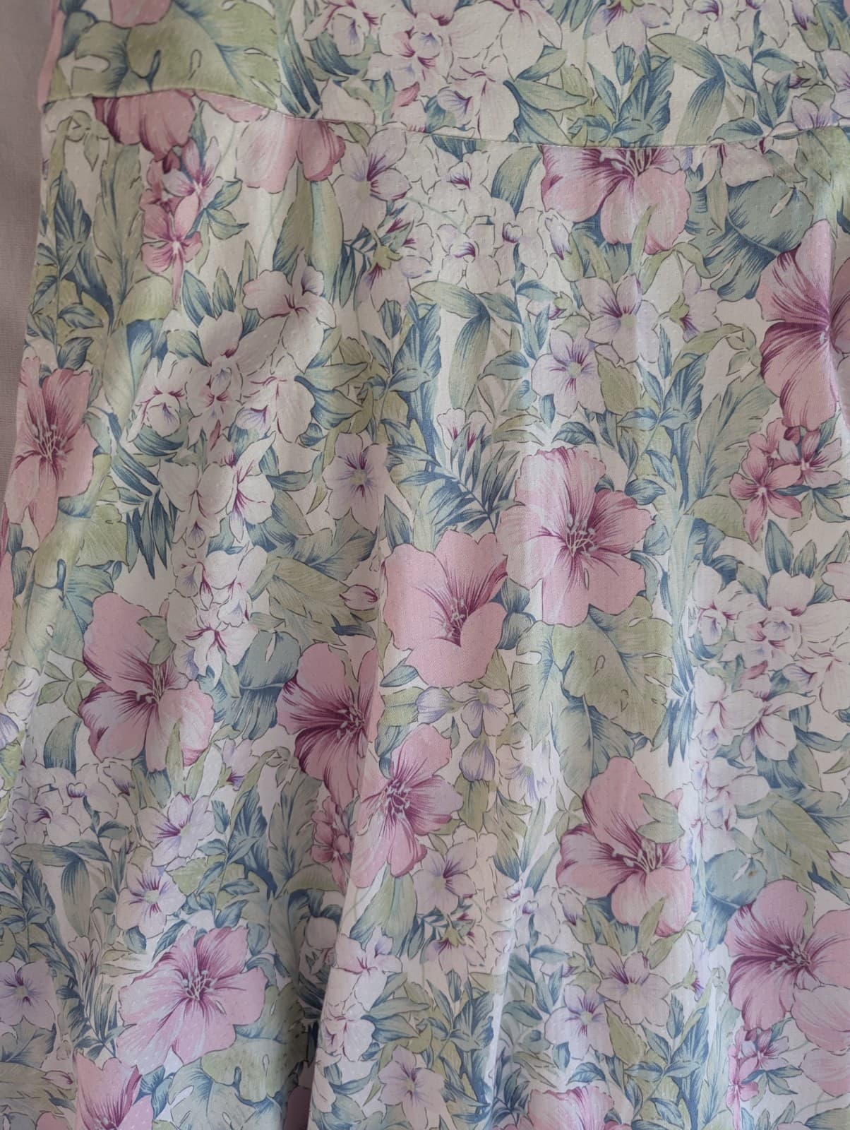 Review Floral Knee Length Skirt Blue Green Cocktail Flare A Line Wedding Size 12 — photo 4 of 8