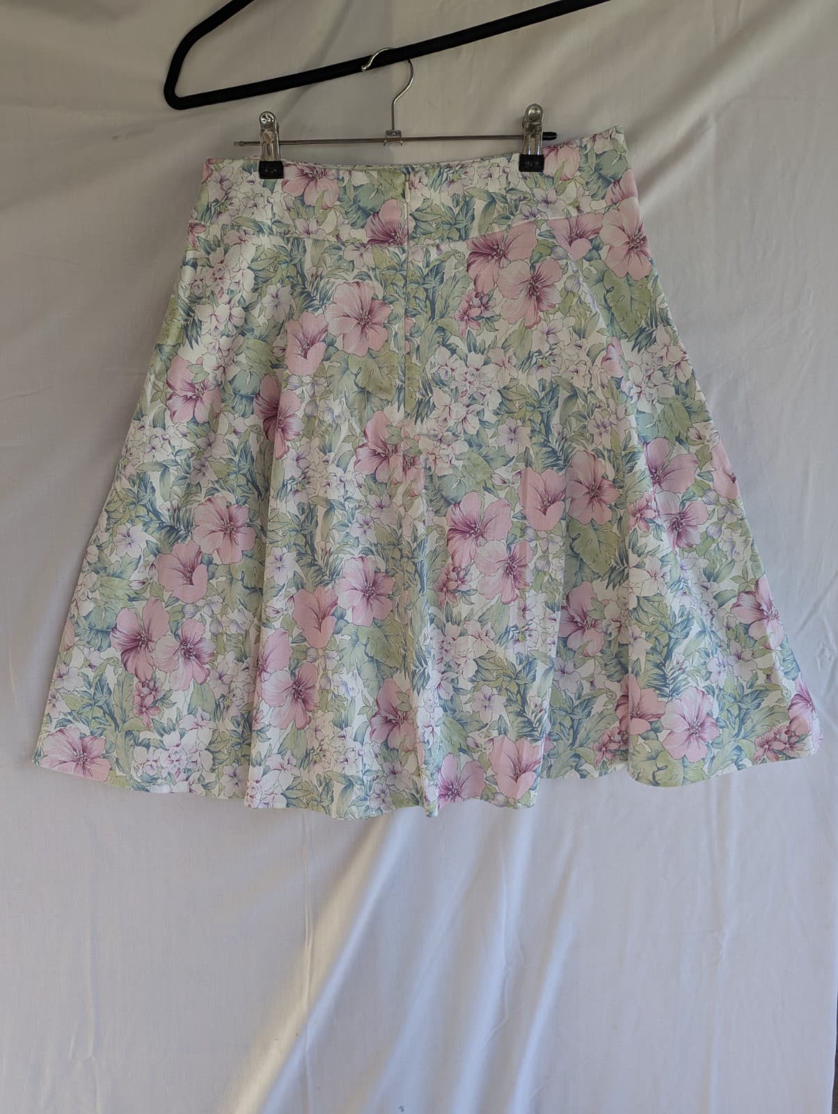 Review Floral Knee Length Skirt Blue Green Cocktail Flare A Line Wedding Size 12 — photo 5 of 8