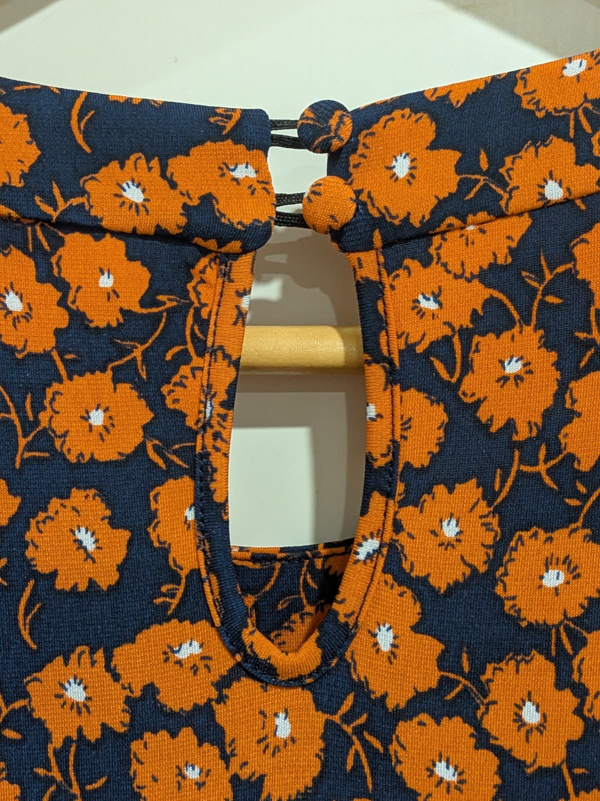 Leona Edmiston Dress AU 14 Orange Floral Long Sleeve A Line Cocktail Wedding — photo 9 of 10