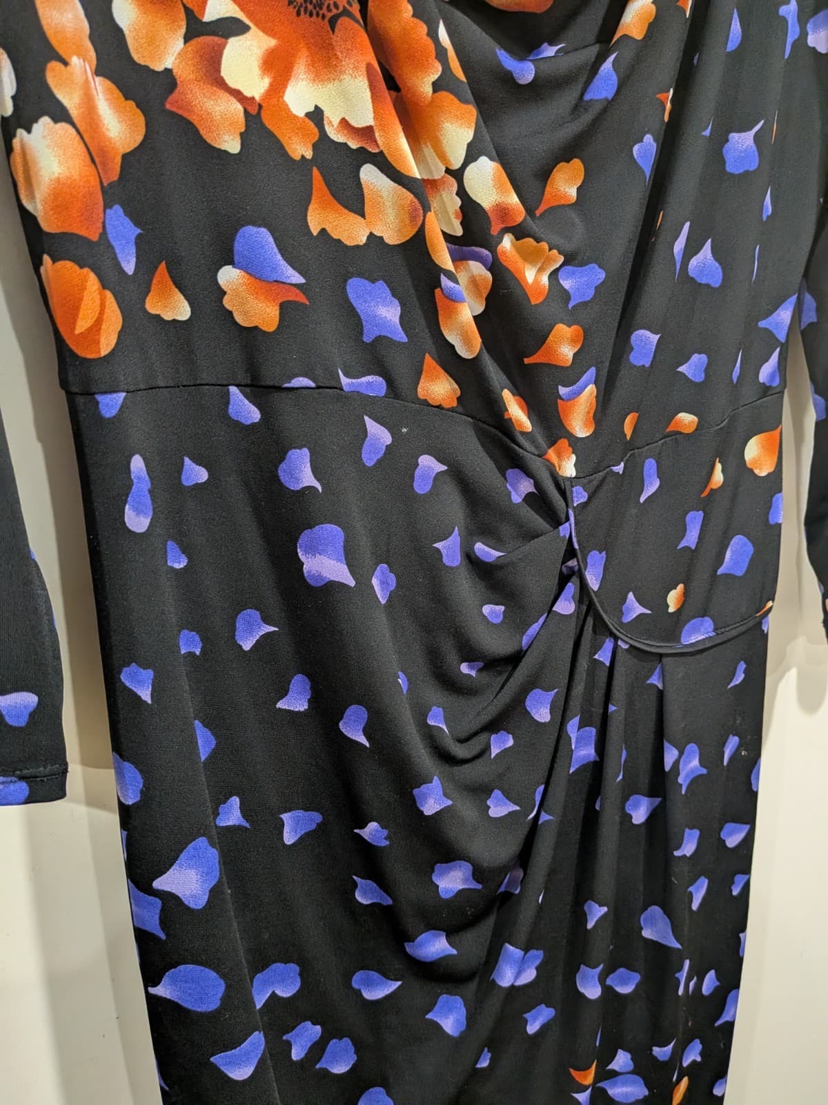 Leona Edmiston Dress Size 14 Floral Ruched Cowl Neck Cocktail Wedding Party — photo 4 of 11