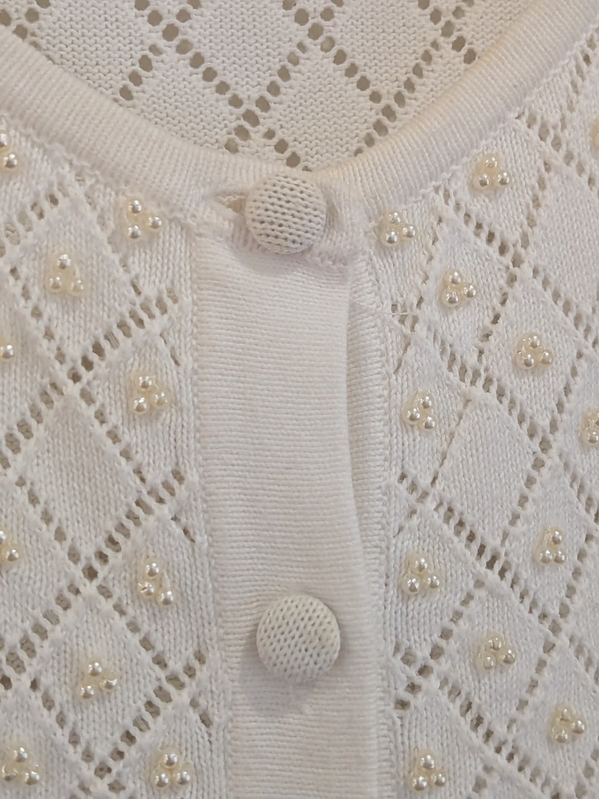 Review White Pointelle Knit Cardigan Pearl Detail 3/4 Sleeve Womens AU 8 Cotton — photo 5 of 9