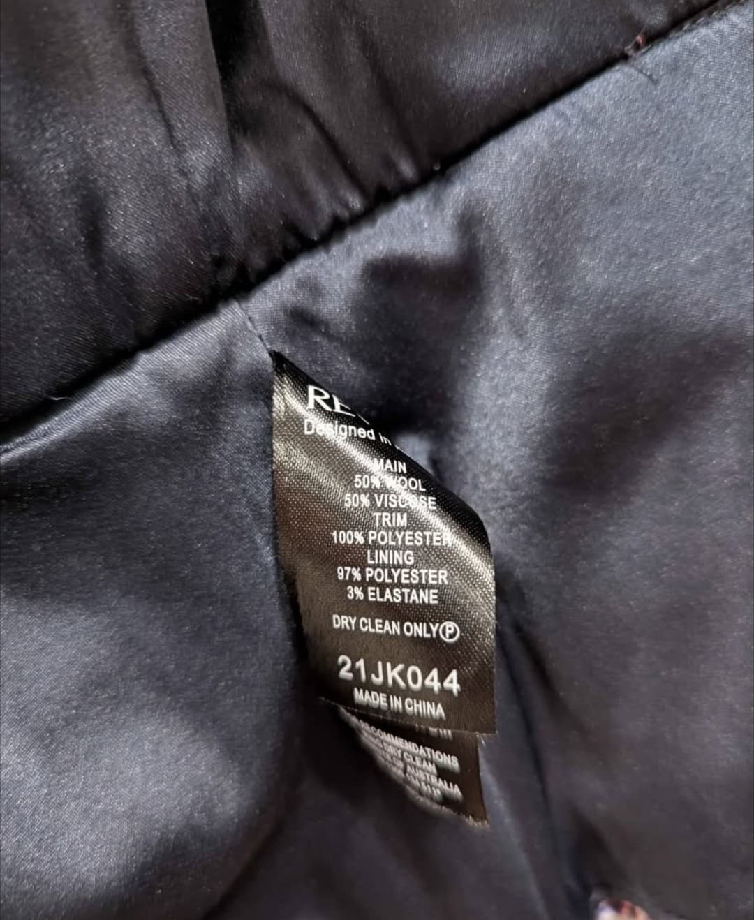 Review Blazer Wool Blend Jacket Navy Corporate Old Money Tweed Peplum Size 8 — photo 5 of 7