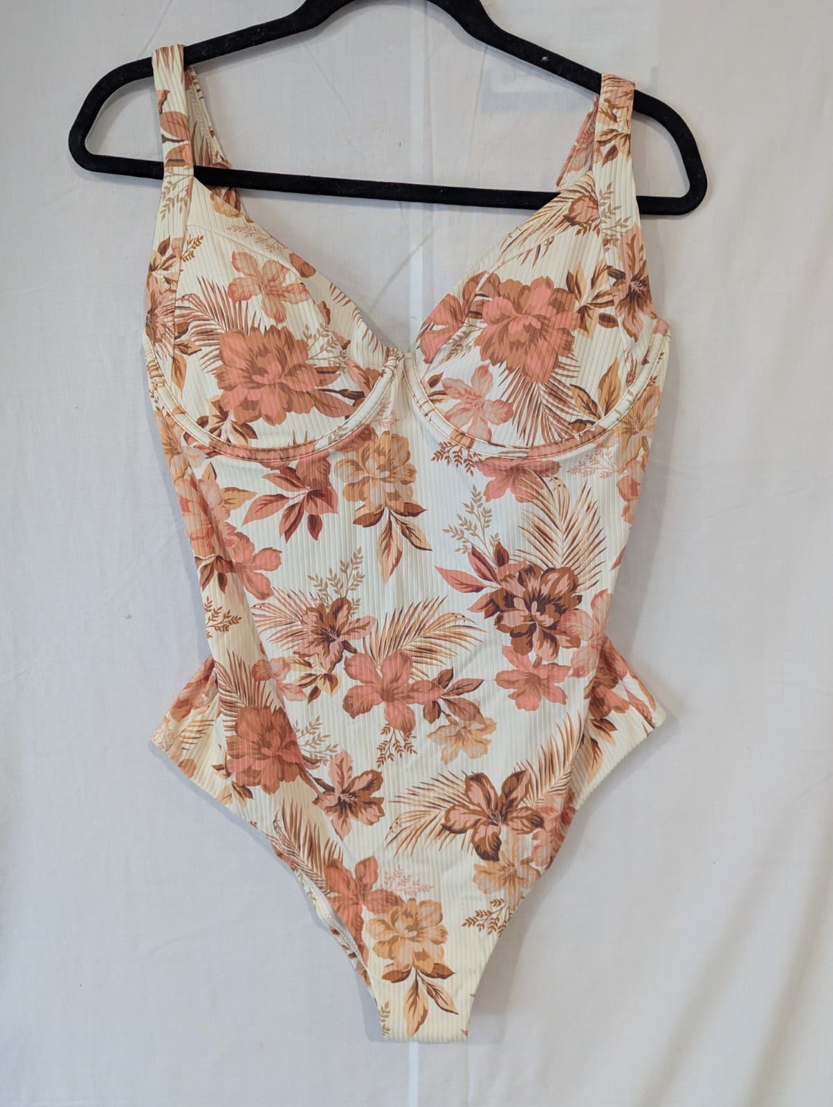 Rip Curl Swimsuit Plus Size 2XL D DD Cup Floral One Piece White Peach Adjustable — photo 3 of 17