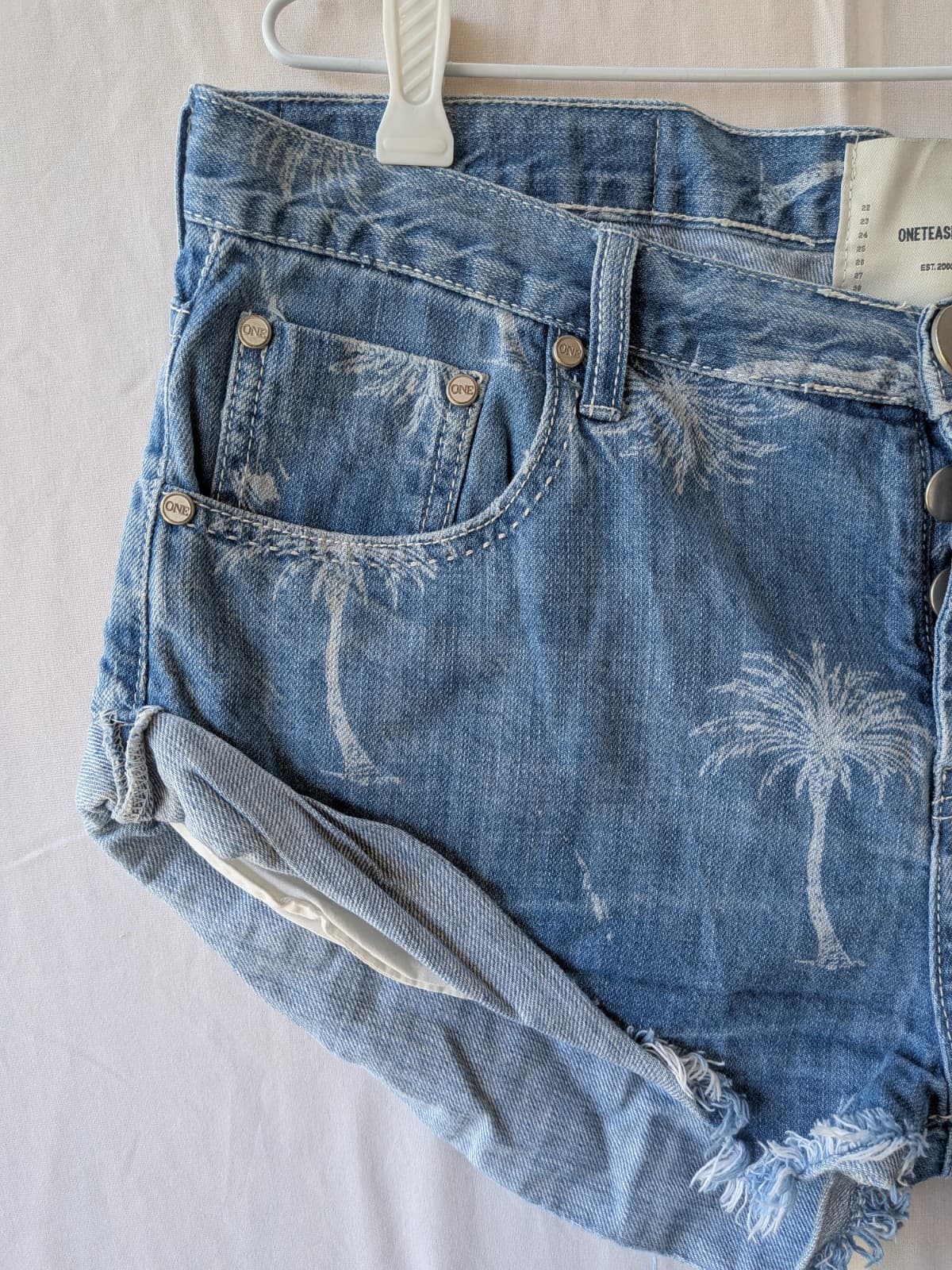 Oneteaspoon Denim Shorts Y2K Palm Tree Distressed Blue Size Aus 12 Us 8 — photo 5 of 14