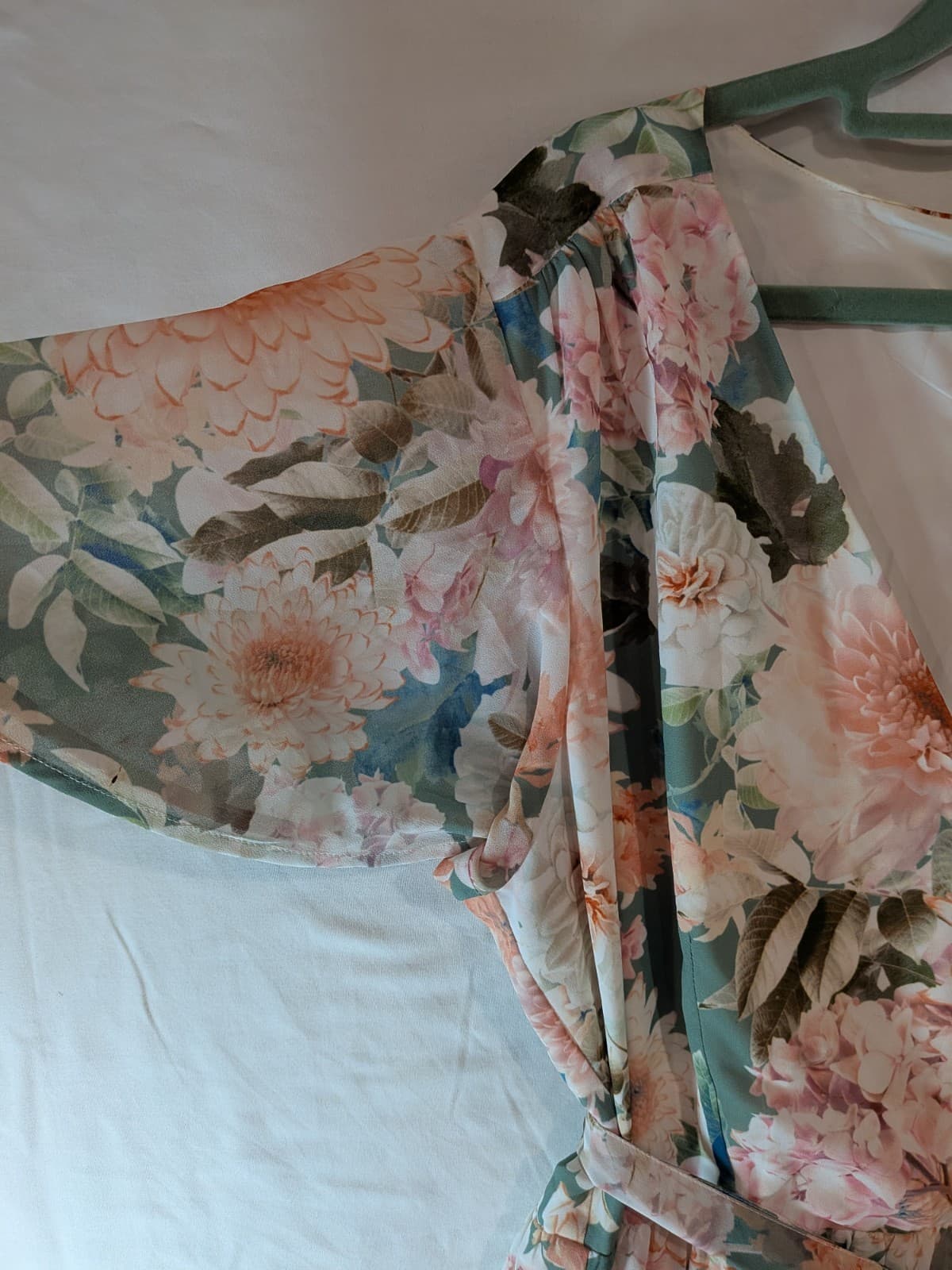 Dotti Dress Floral Tiered V Neck Flutter Sleeve Summer A Line Size Aus 16 US 12 — photo 6 of 11