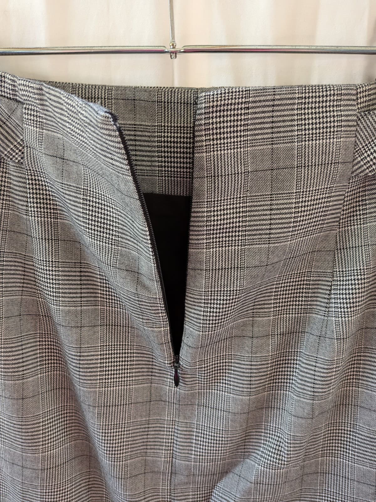 Portmans Pencil Skirt Grey Check Work Office Corporate Stretch Lined Size 10 — photo 10 of 11