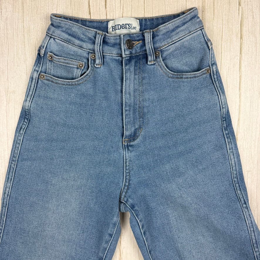 Riders by Lee 'Hi - Straight' Womens Jeans- Size 4 — photo 3 of 7