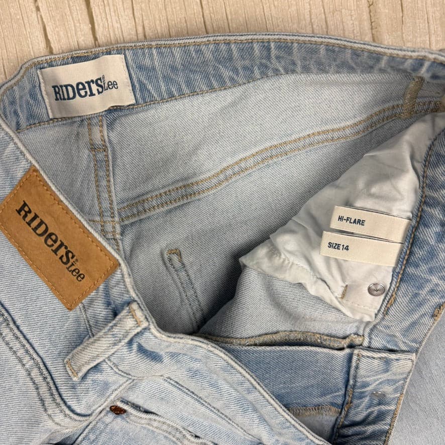 Riders by Lee 'Hi-Flare' Womens Jeans- Size 14 — photo 5 of 7